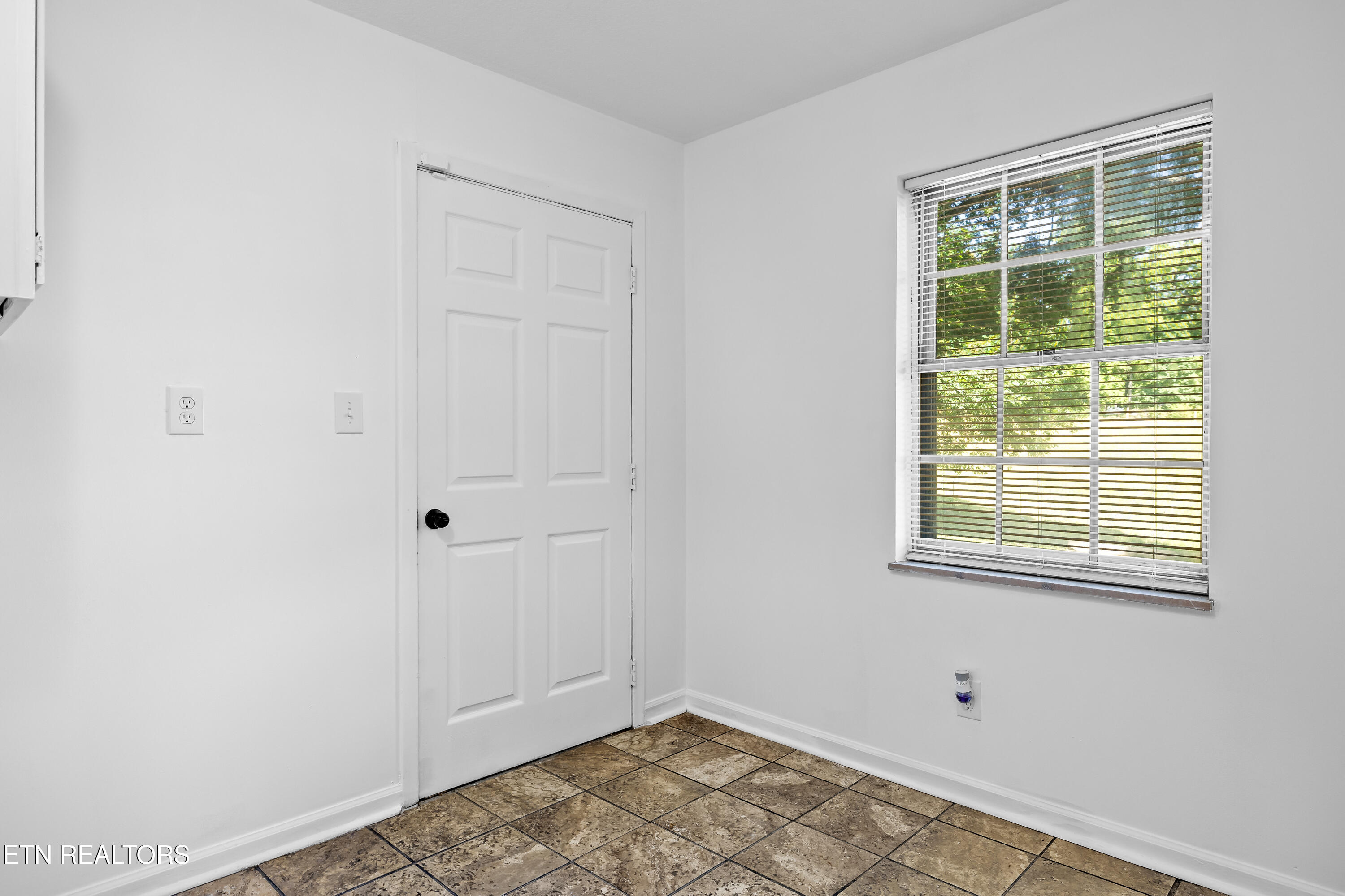 8518 Coppock Road Corryton TN 37721
