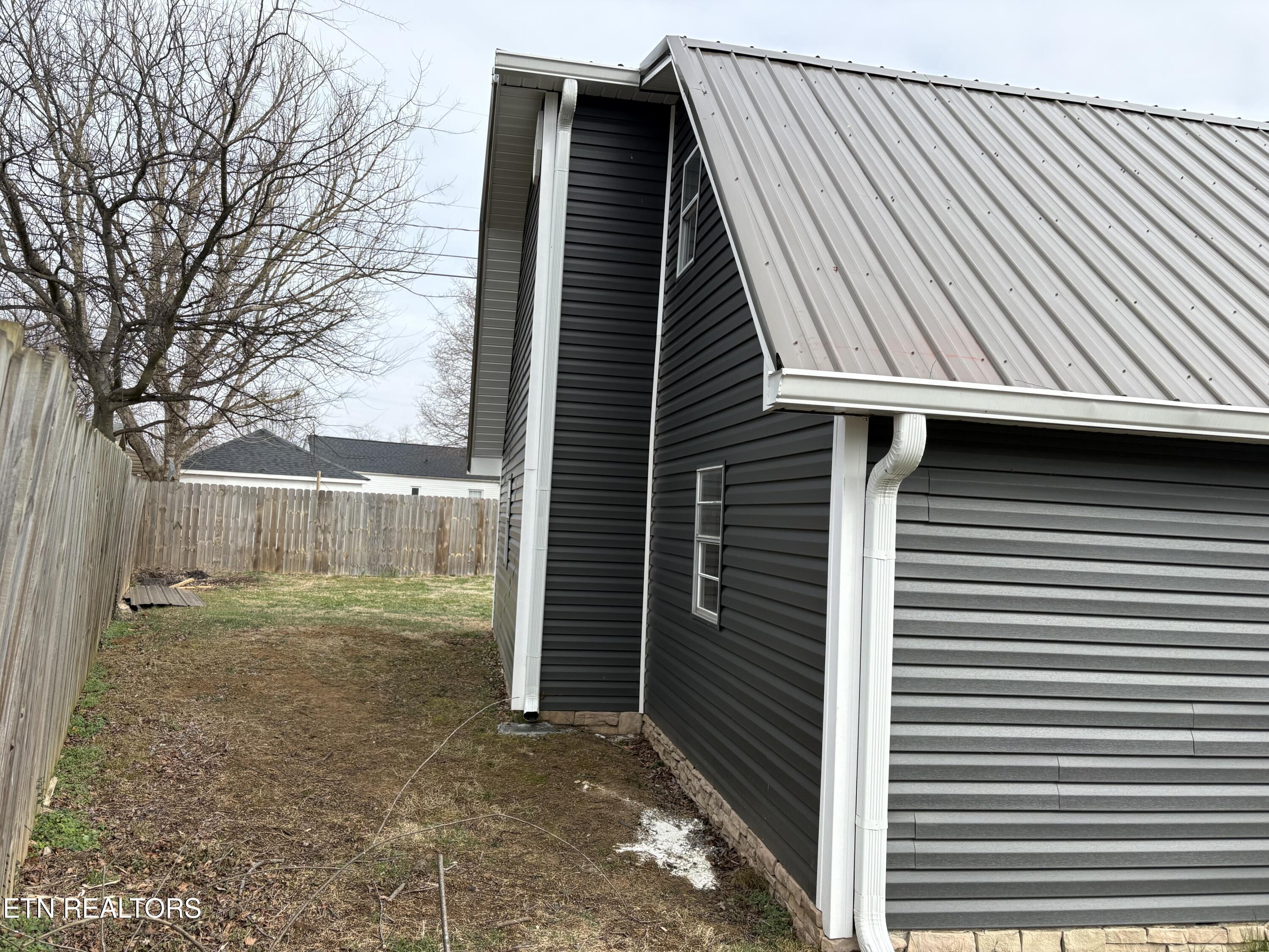 332 Henderson Street Maryville TN 37804