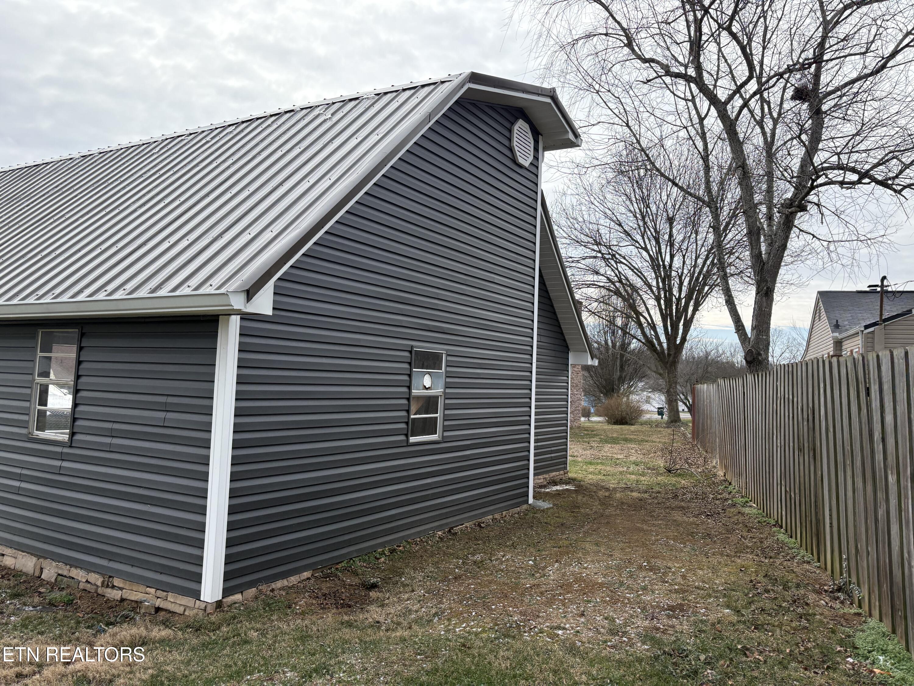 332 Henderson Street Maryville TN 37804