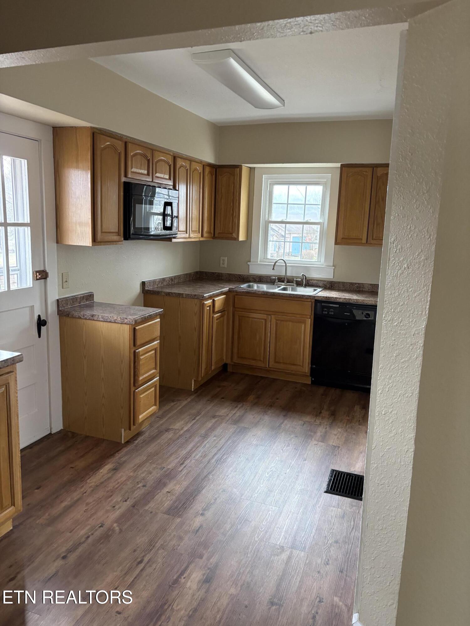 332 Henderson Street Maryville TN 37804