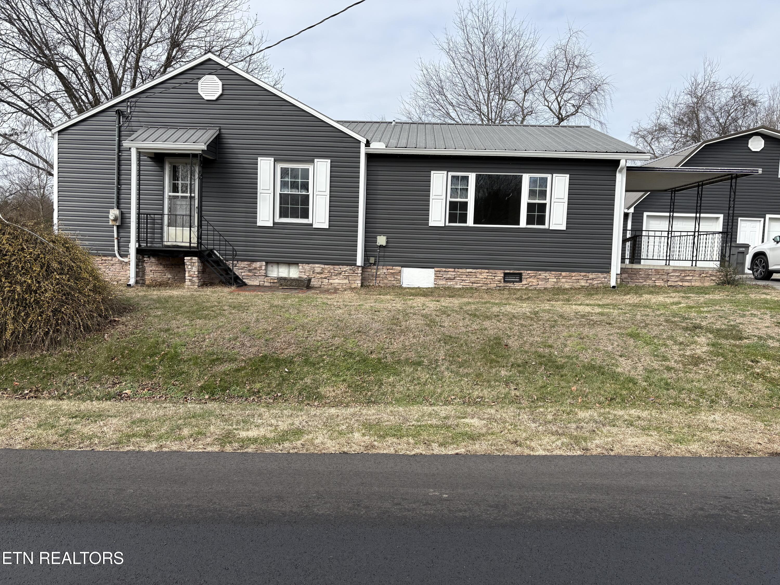 332 Henderson Street Maryville TN 37804