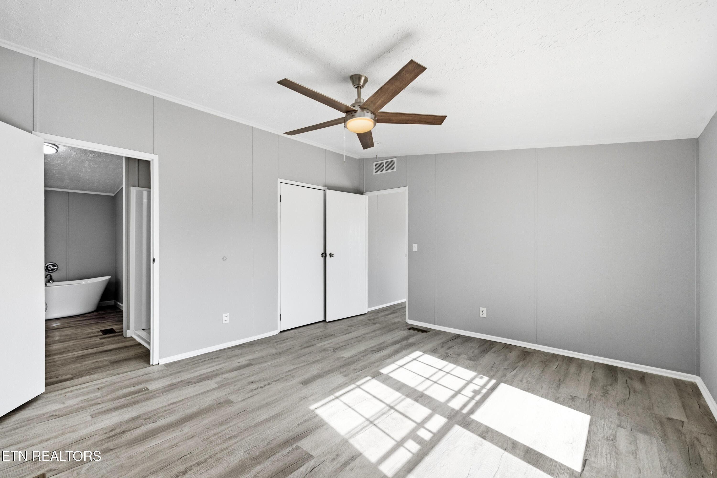 167 Marina Lane Lafollette TN 37766