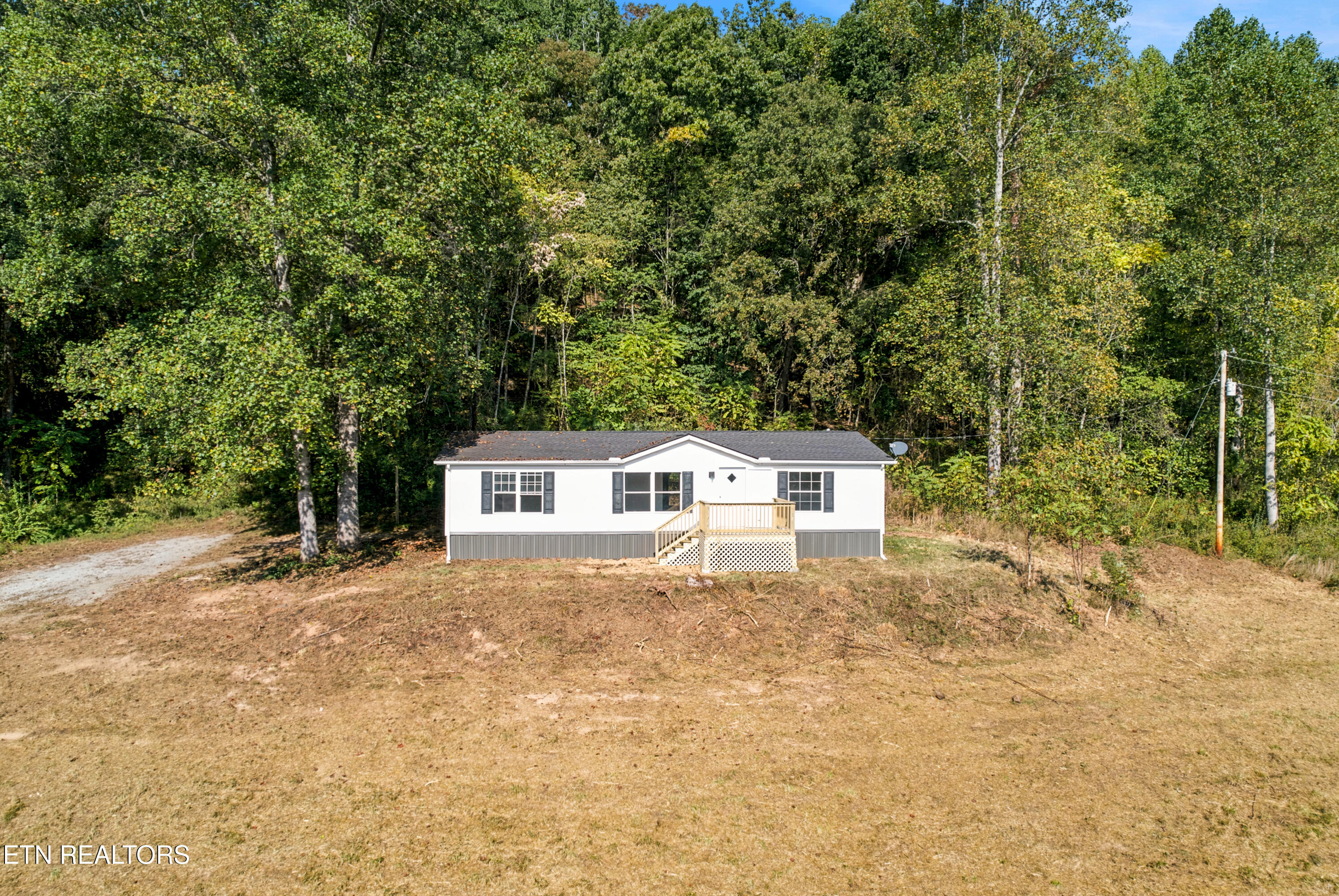 167 Marina Lane Lafollette TN 37766