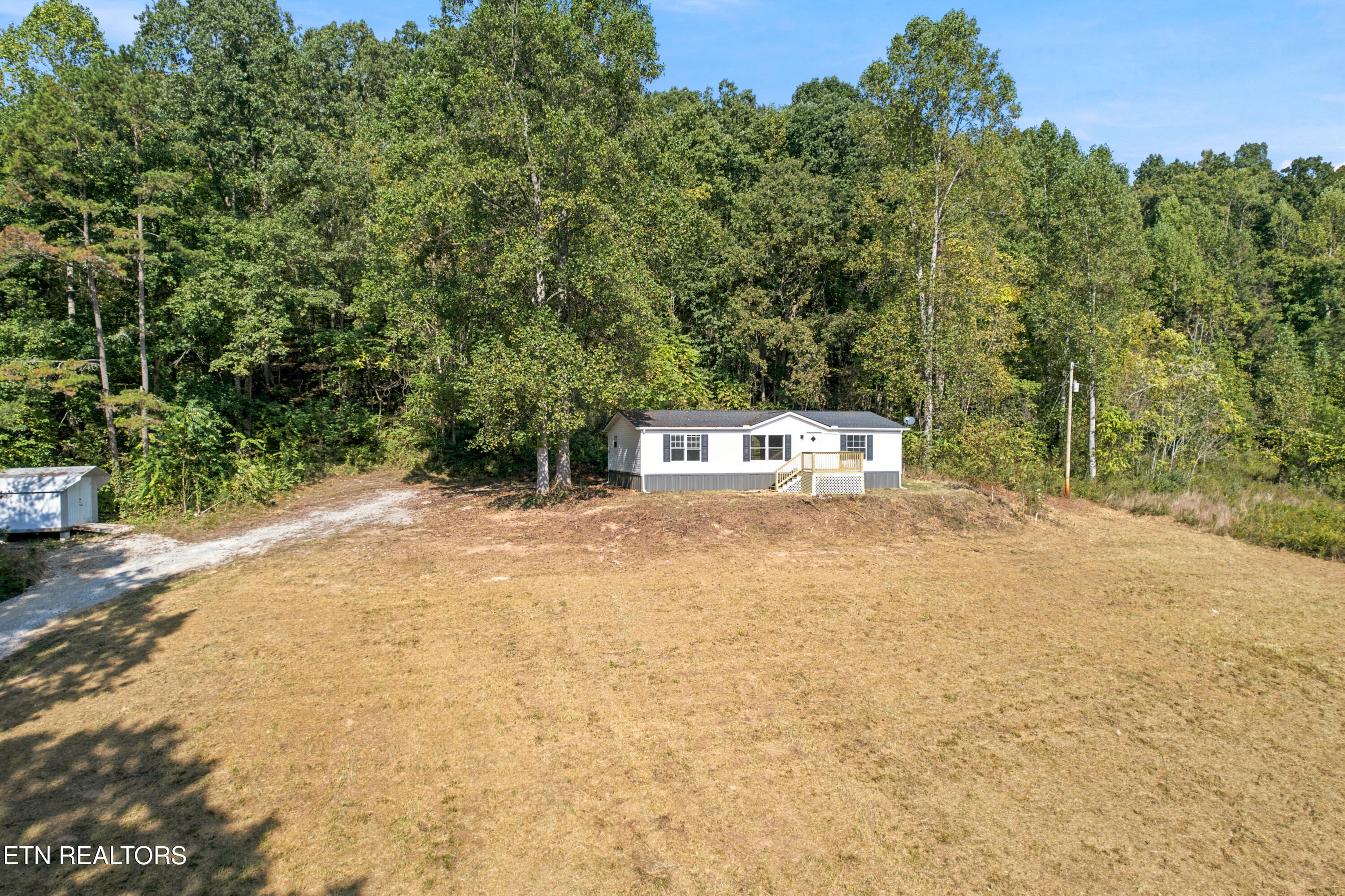 167 Marina Lane Lafollette TN 37766