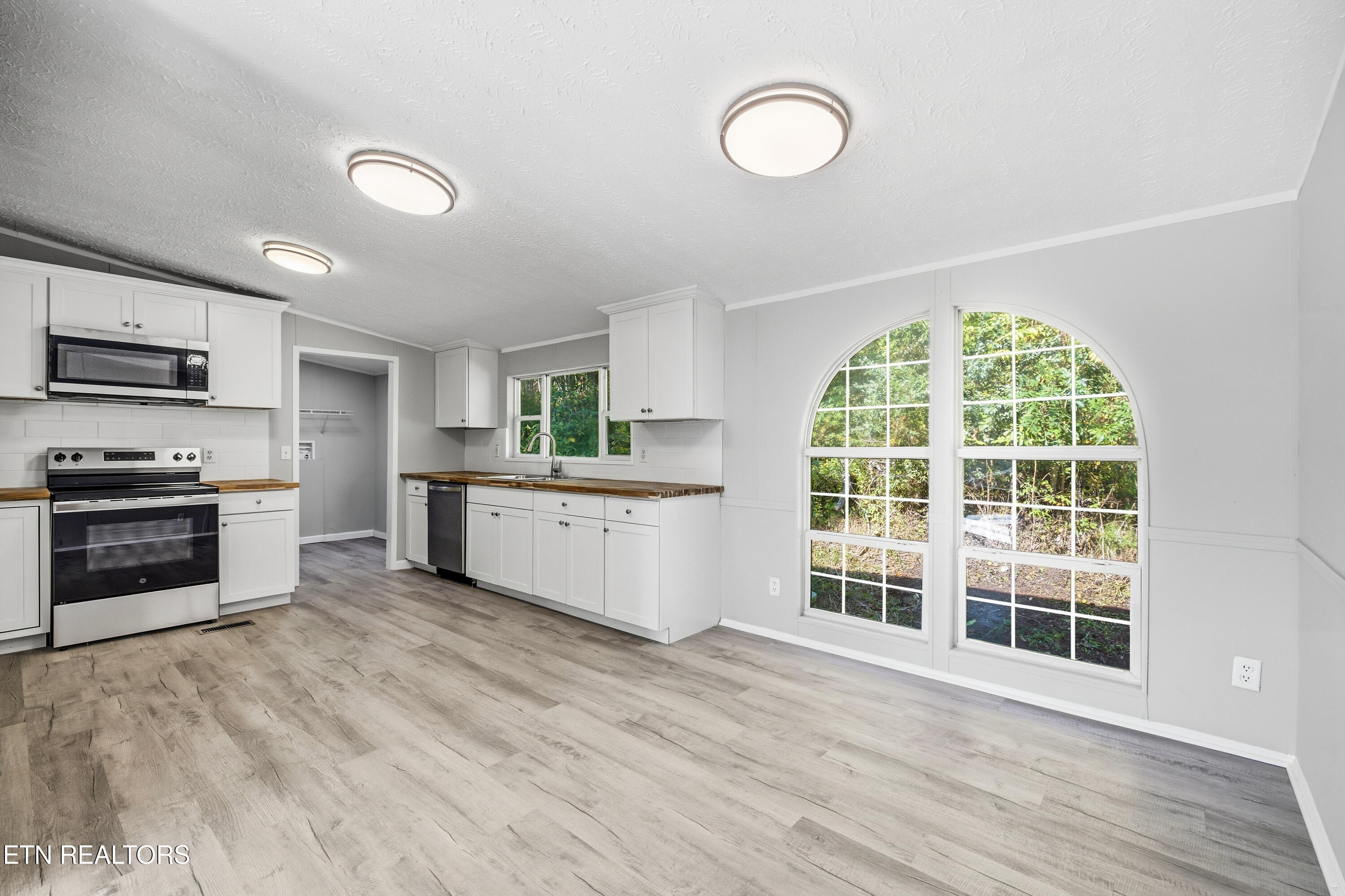 167 Marina Lane Lafollette TN 37766