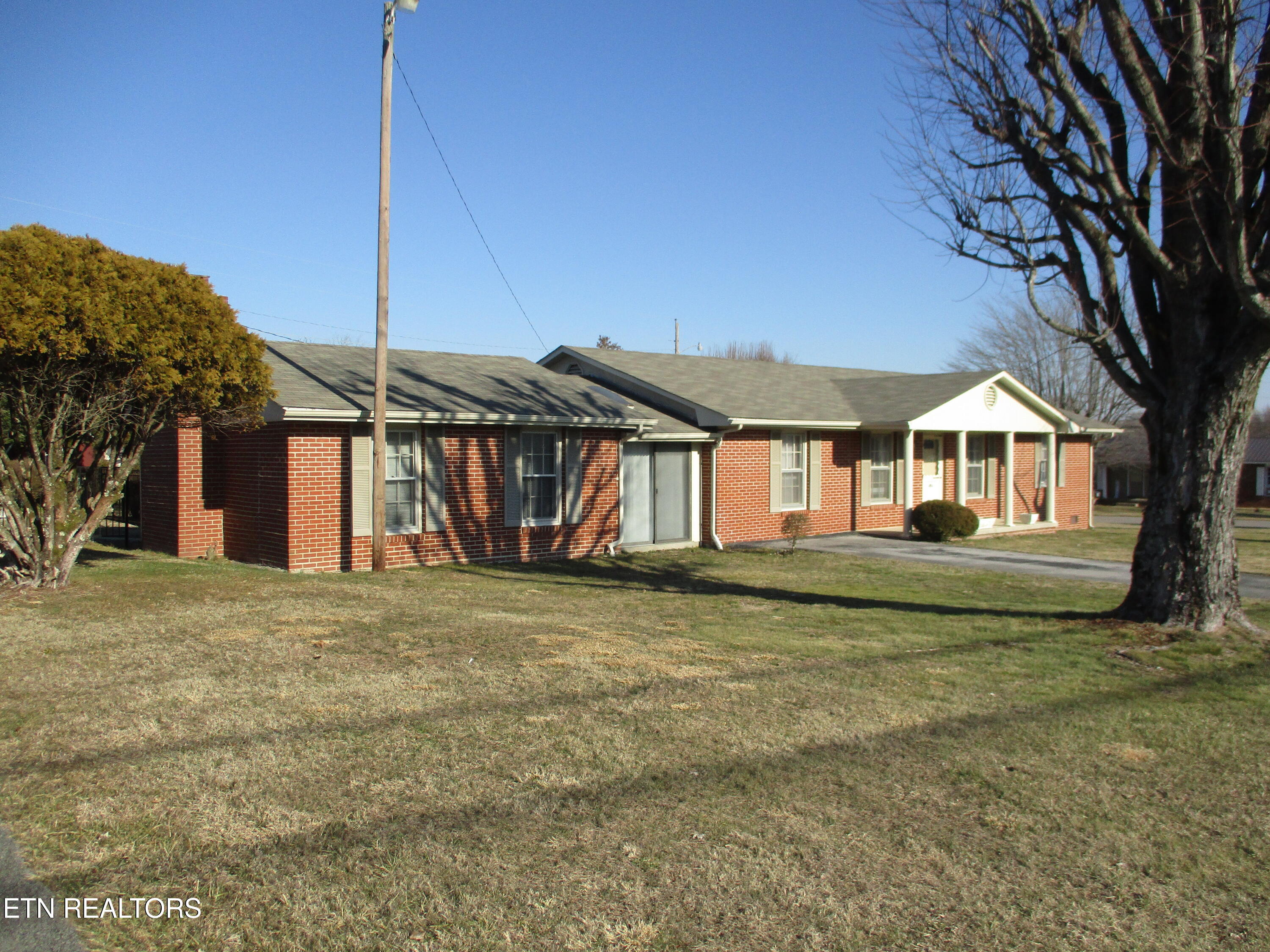 494 10th Street Crossville TN 38555