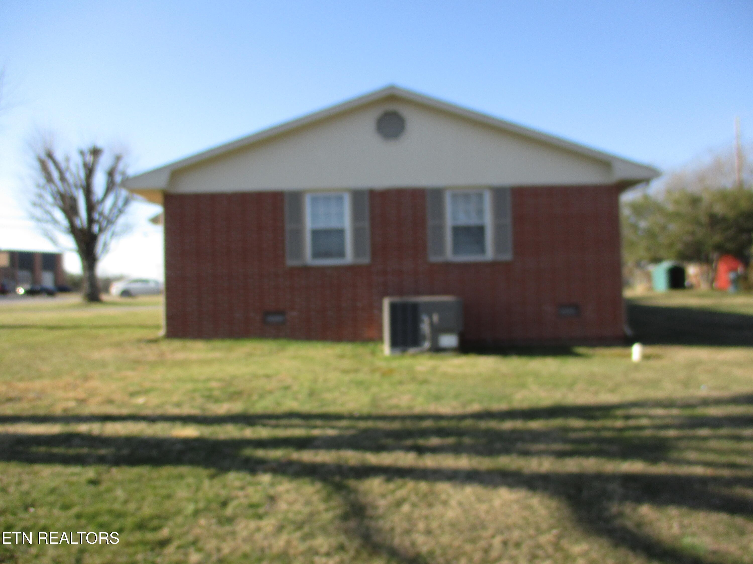 494 10th Street Crossville TN 38555