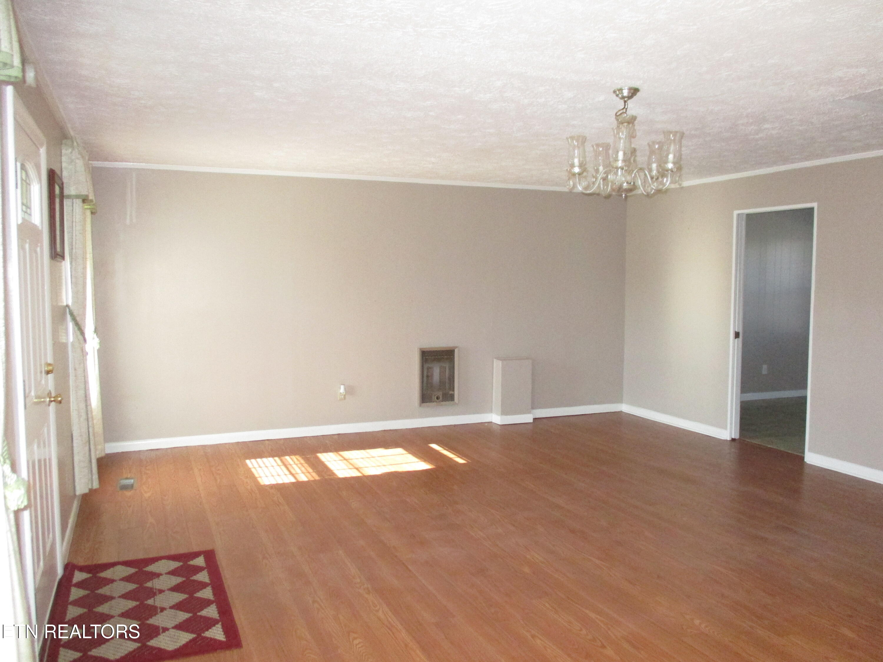 494 10th Street Crossville TN 38555