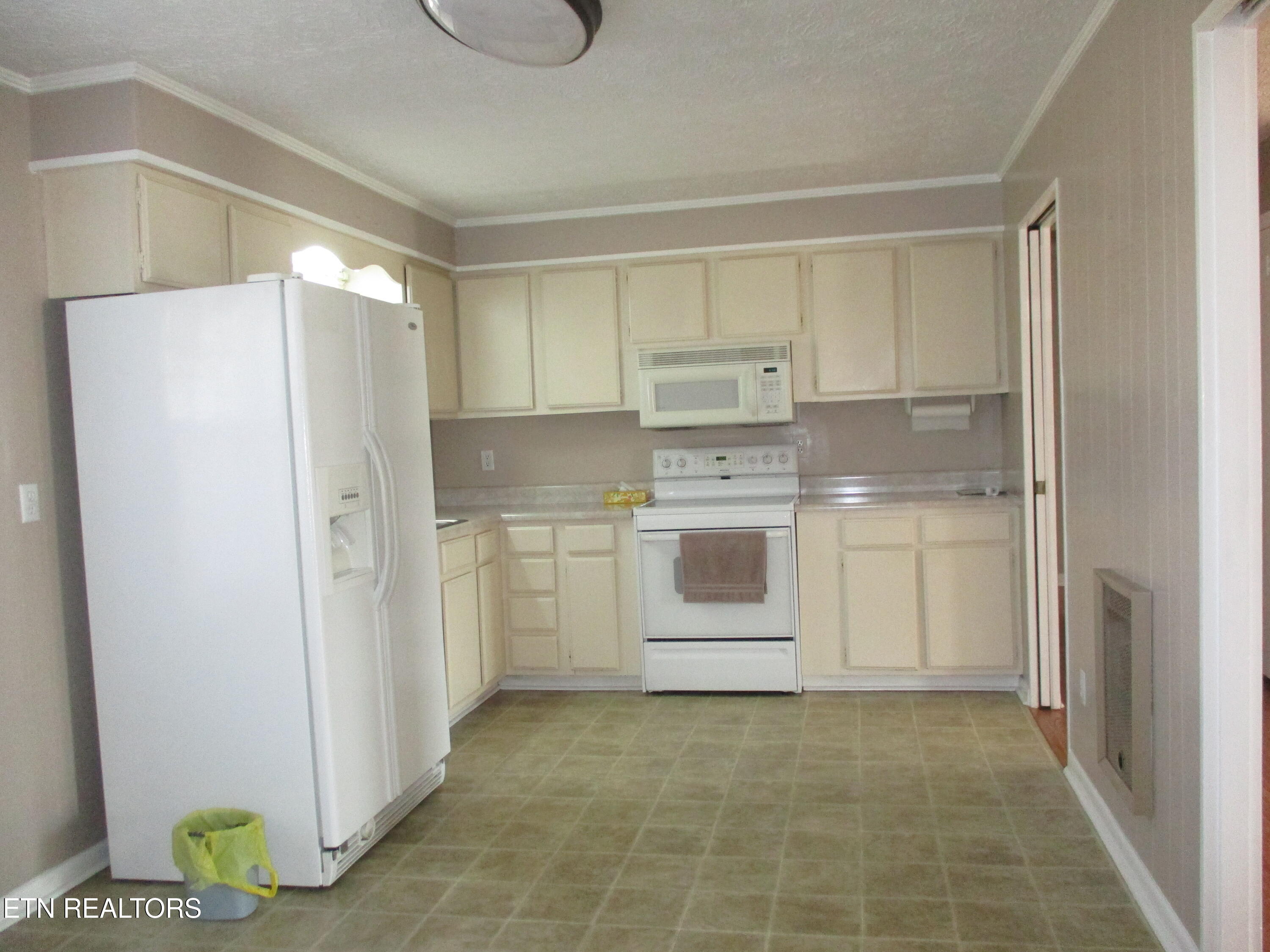 494 10th Street Crossville TN 38555