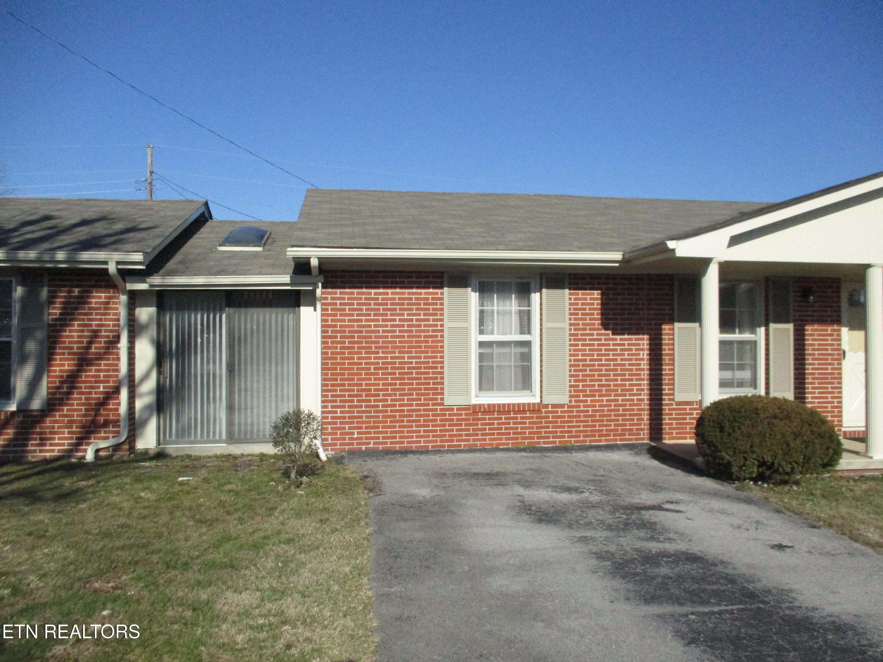 494 10th Street Crossville TN 38555
