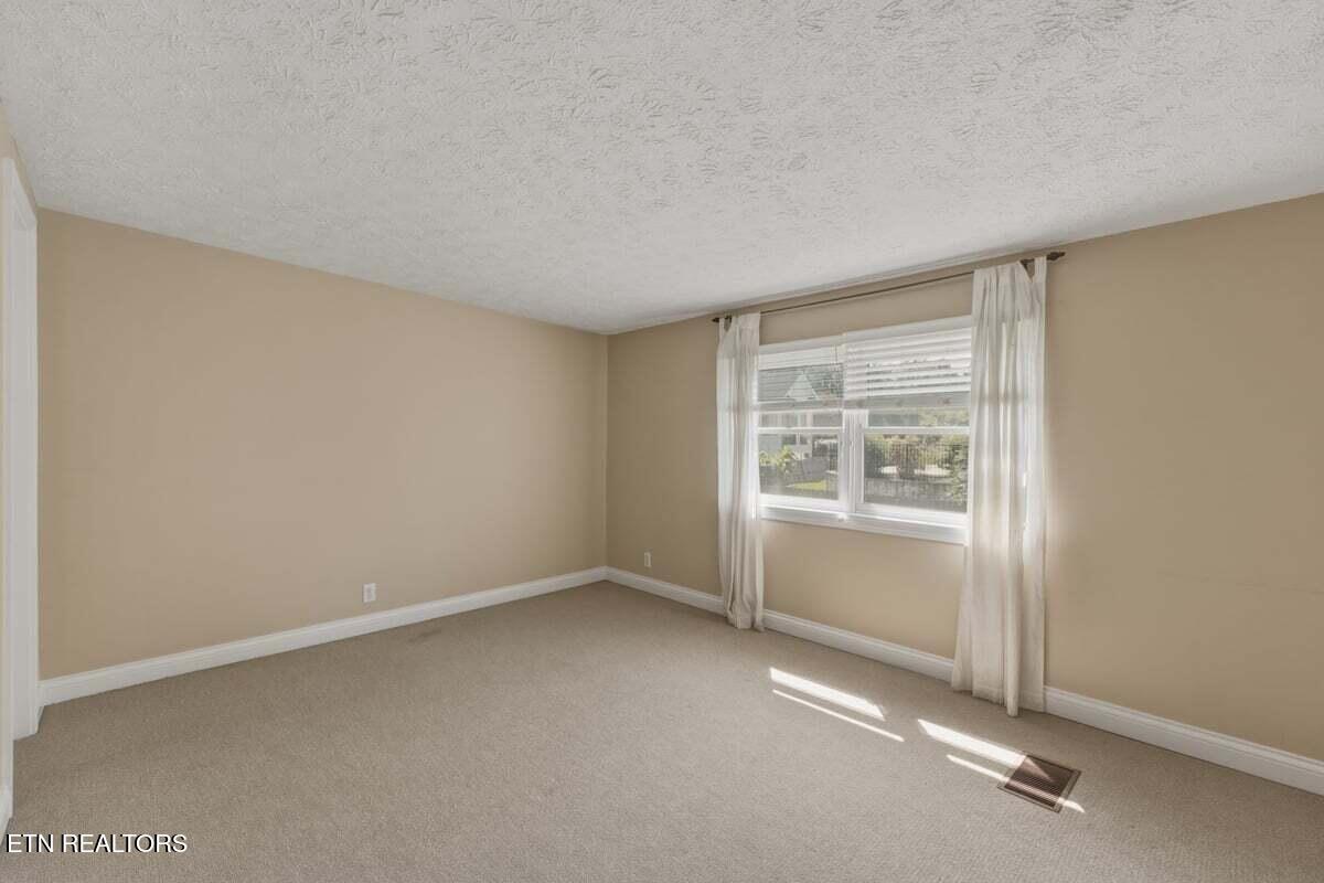 6508 Westland Drive Knoxville TN 37919
