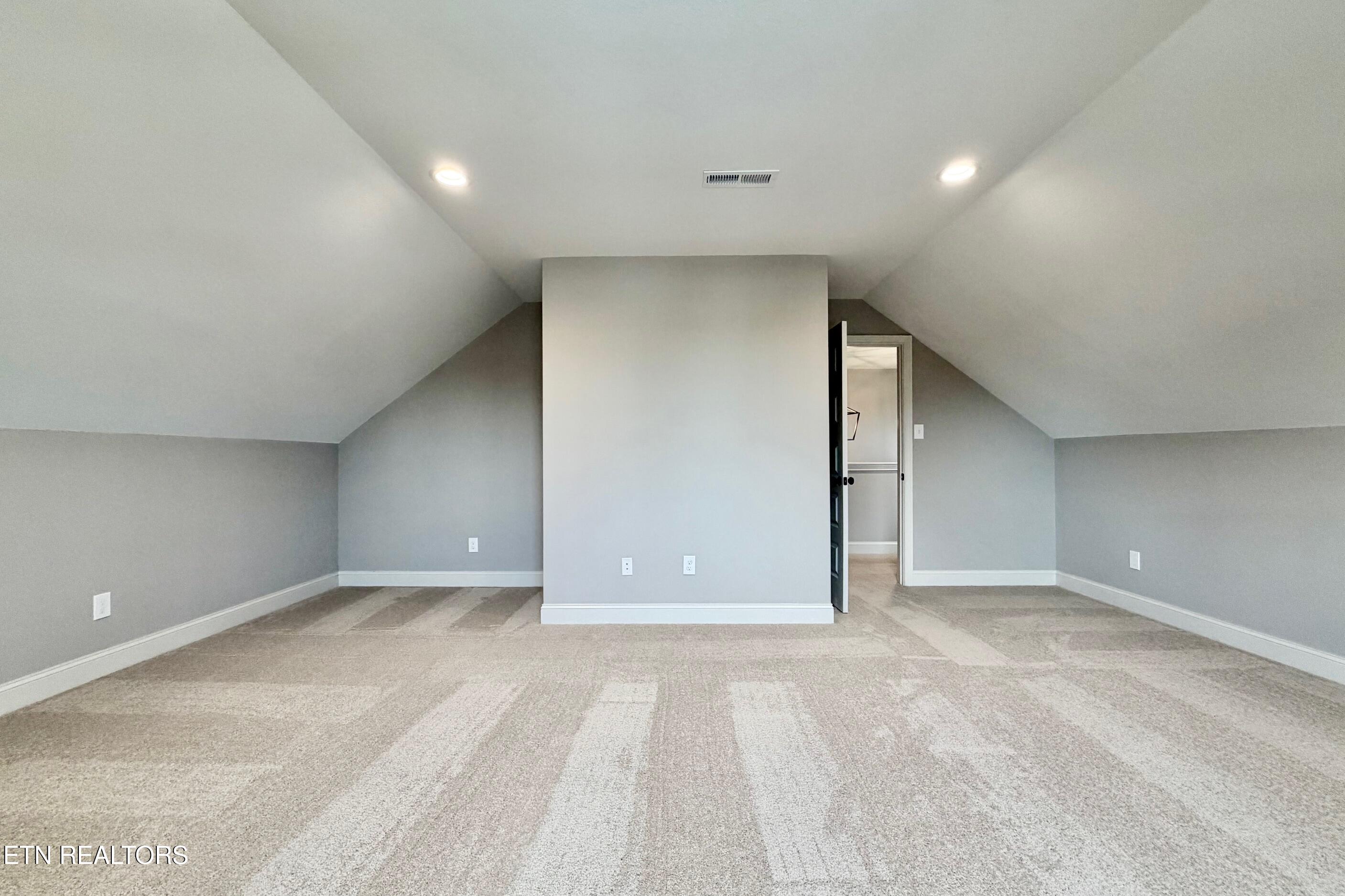 8922 Queensdale Lane Knoxville TN 37924