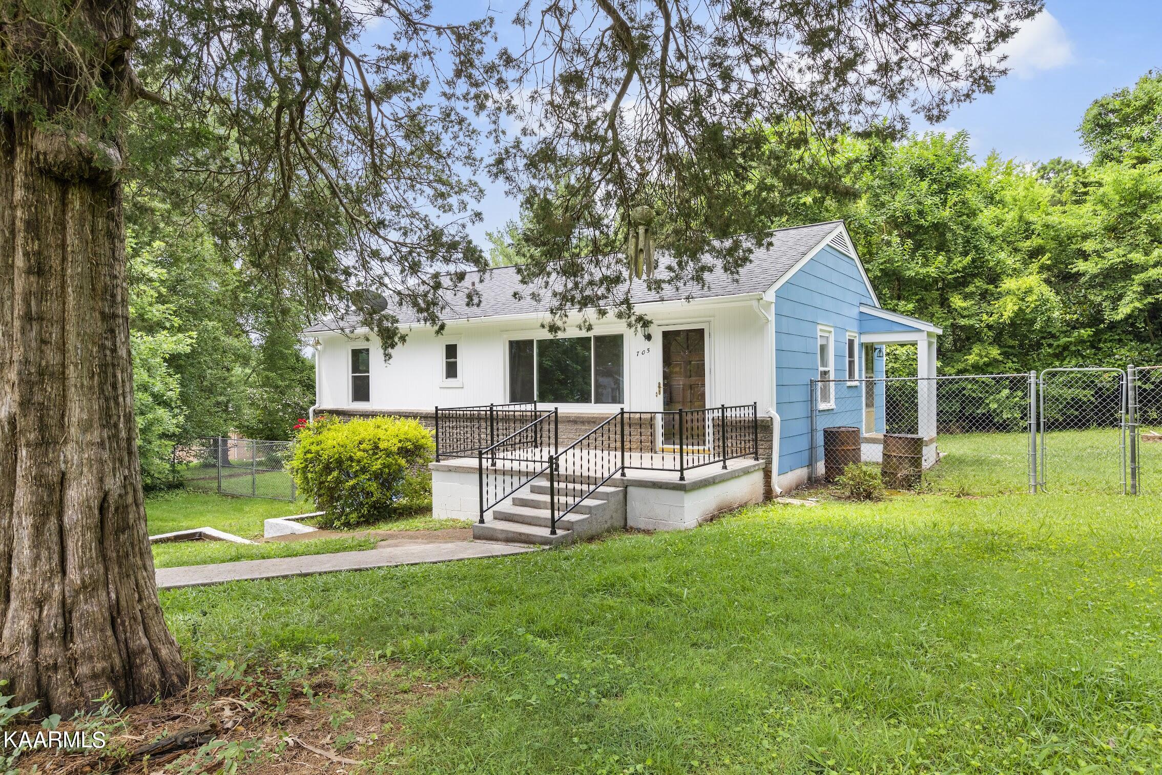 705 Delapp Drive Knoxville TN 37912