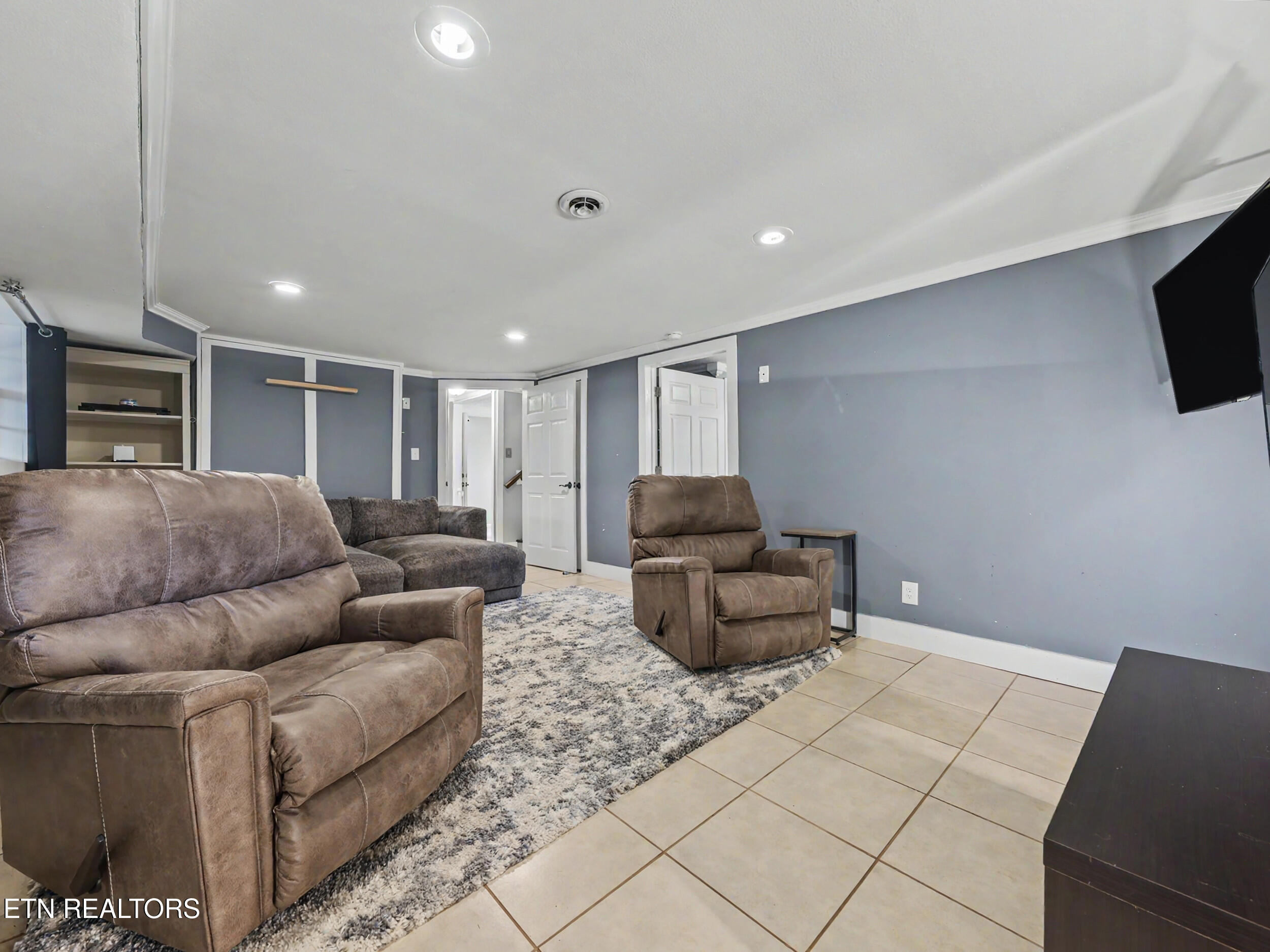 1201 Foxcrolf Drive Knoxville TN 37923
