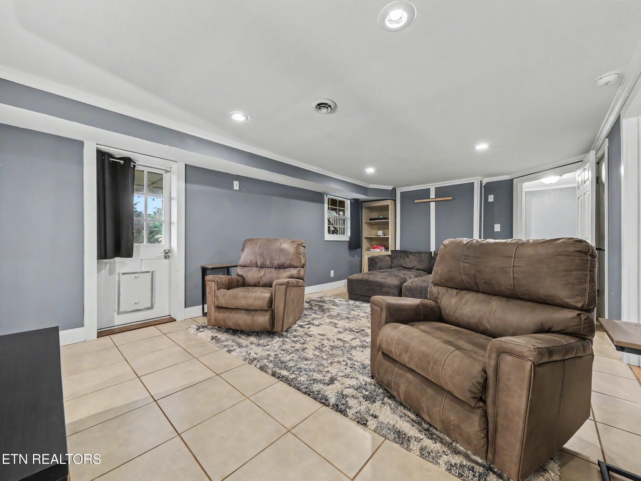 1201 Foxcrolf Drive Knoxville TN 37923