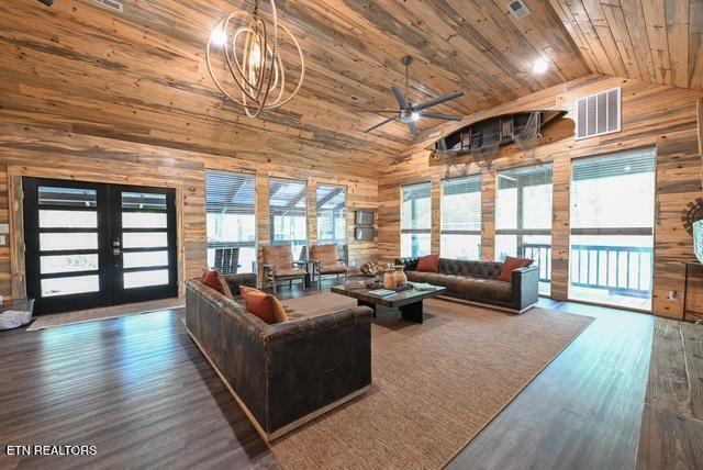 1421 Silver Poplar Lane Sevierville TN 37876