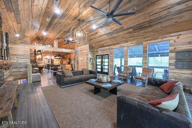 1421 Silver Poplar Lane Sevierville TN 37876