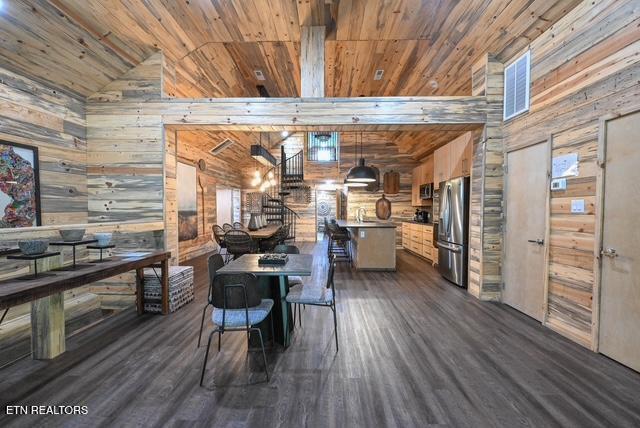 1421 Silver Poplar Lane Sevierville TN 37876
