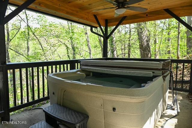1421 Silver Poplar Lane Sevierville TN 37876