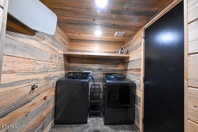 1421 Silver Poplar Lane Sevierville TN 37876