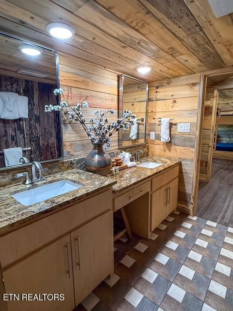 1421 Silver Poplar Lane Sevierville TN 37876