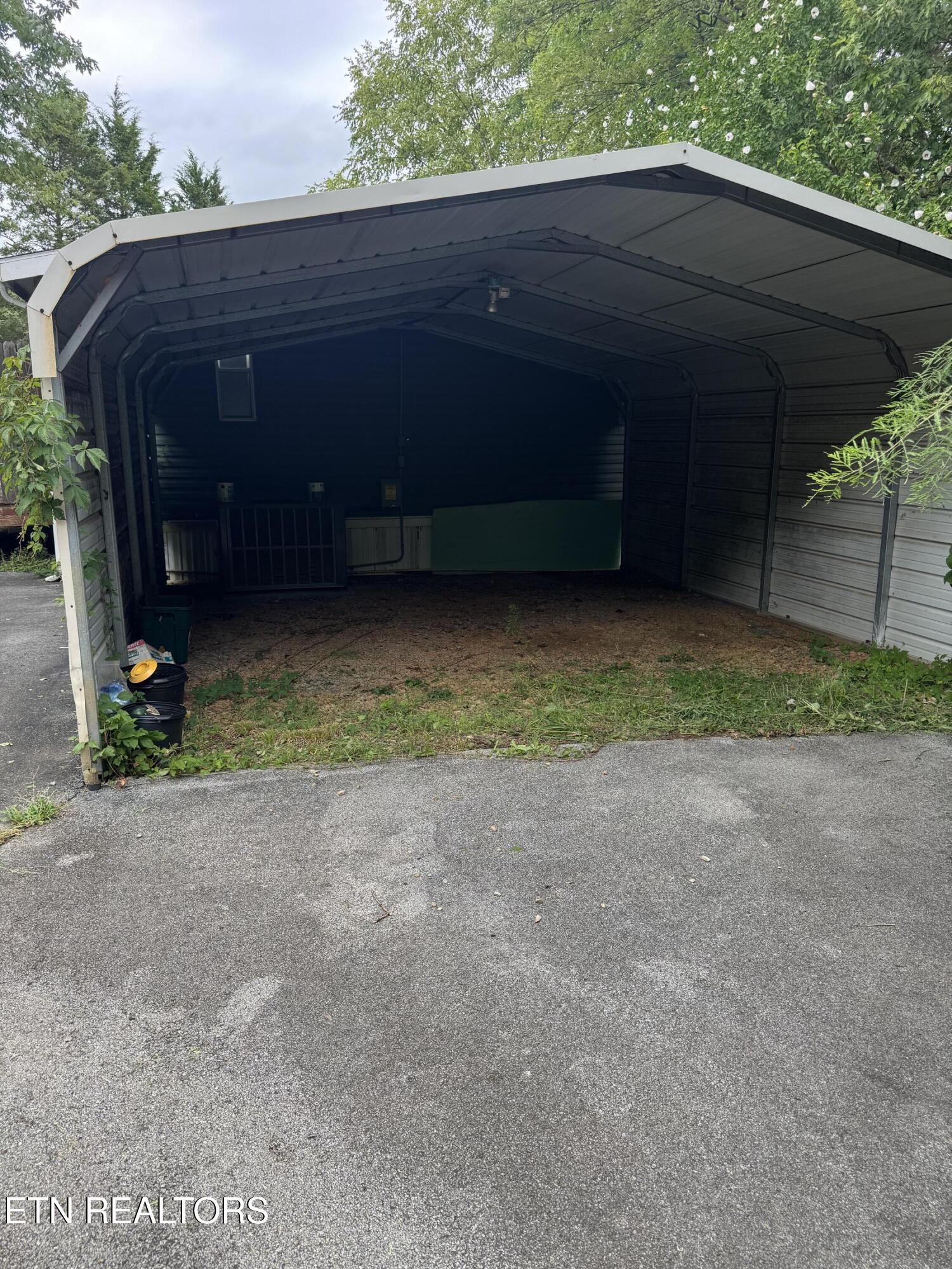 947 N Old Grey Ridge Road Maryville TN 37801
