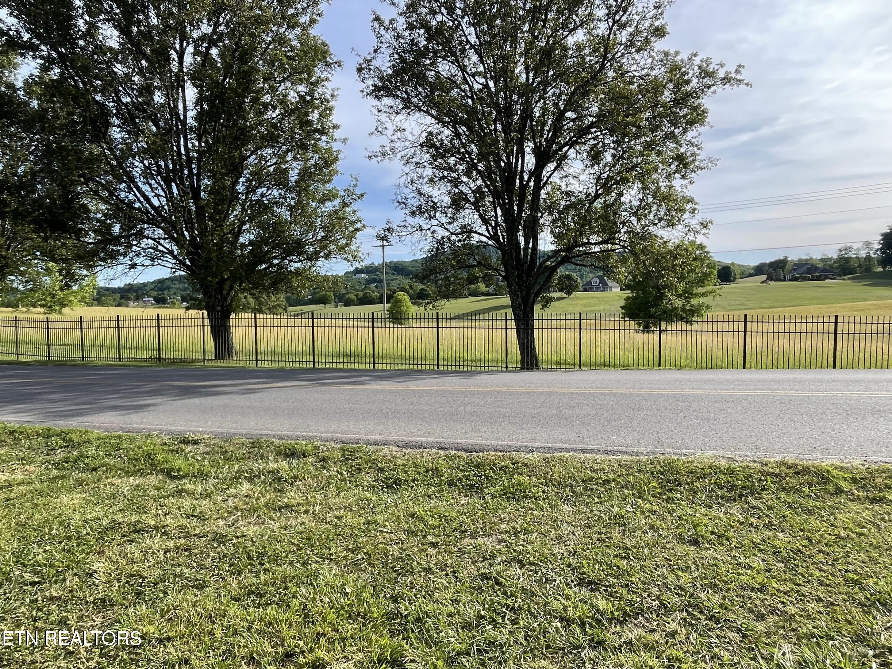 2874 Boatmans Mountain Road Morristown TN 37814