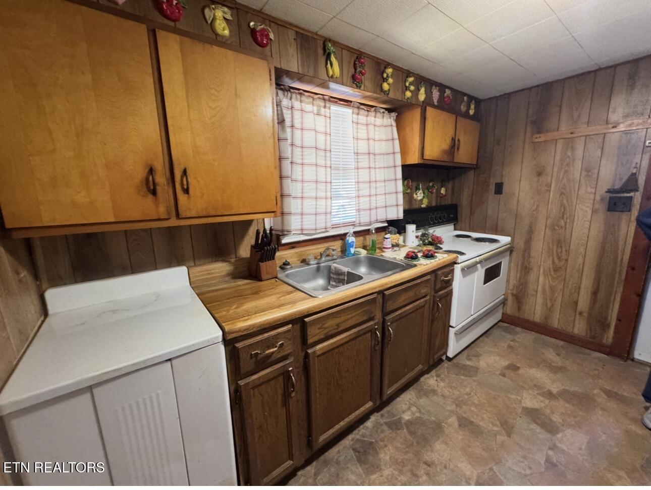 340 Faithful Road Parrottsville TN 37843
