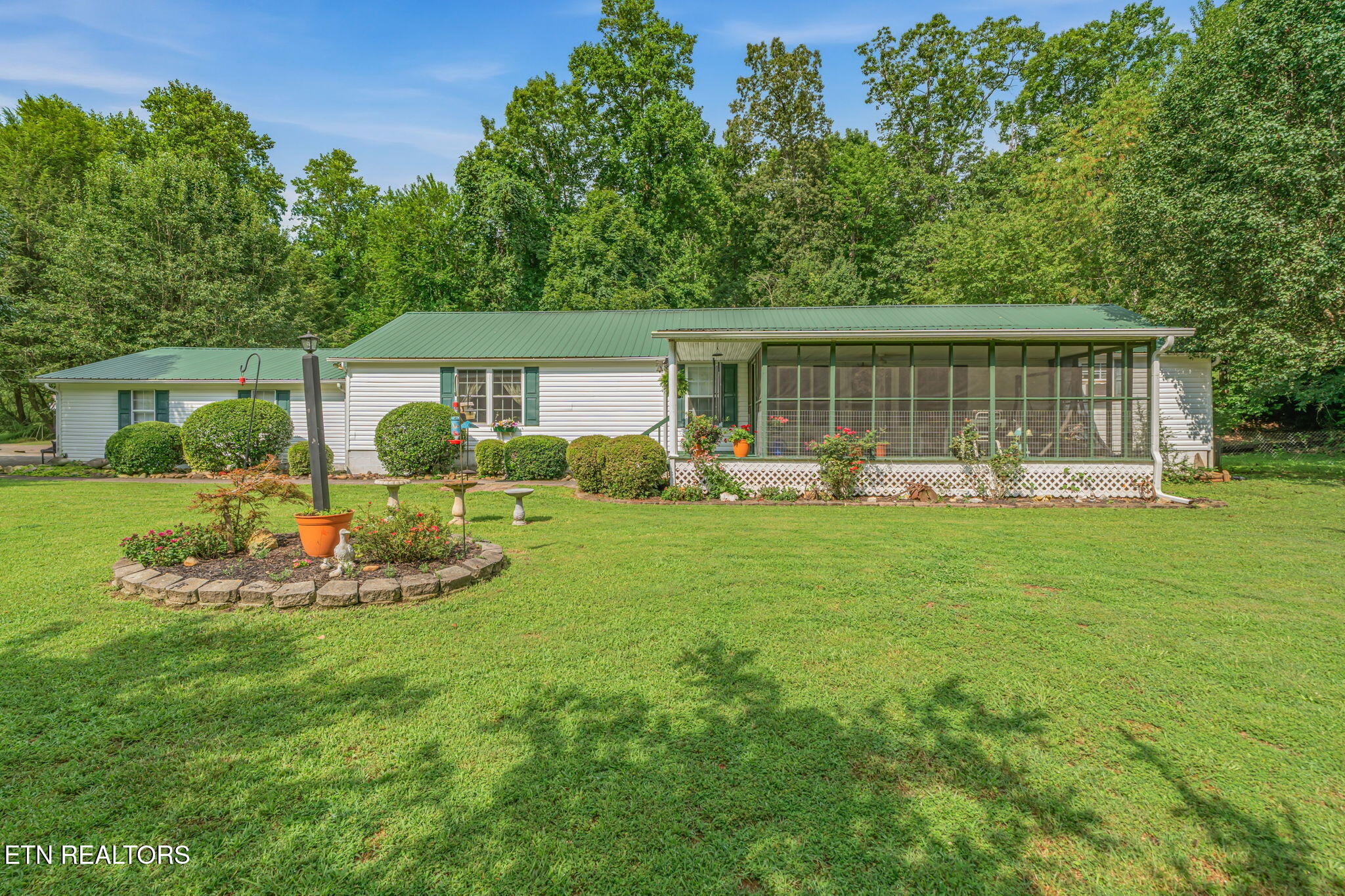 136 Holber Road Harriman TN 37748