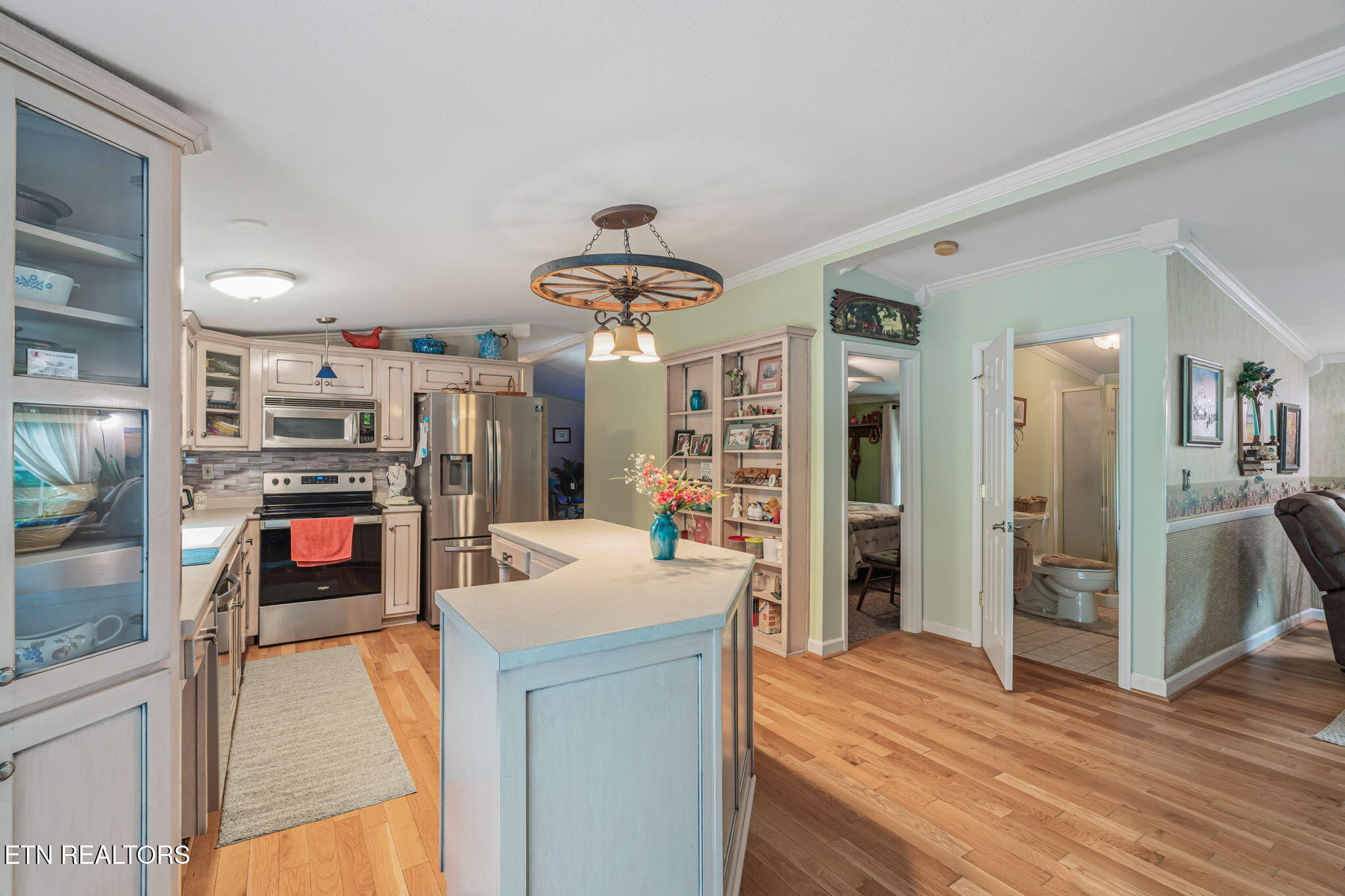 136 Holber Road Harriman TN 37748