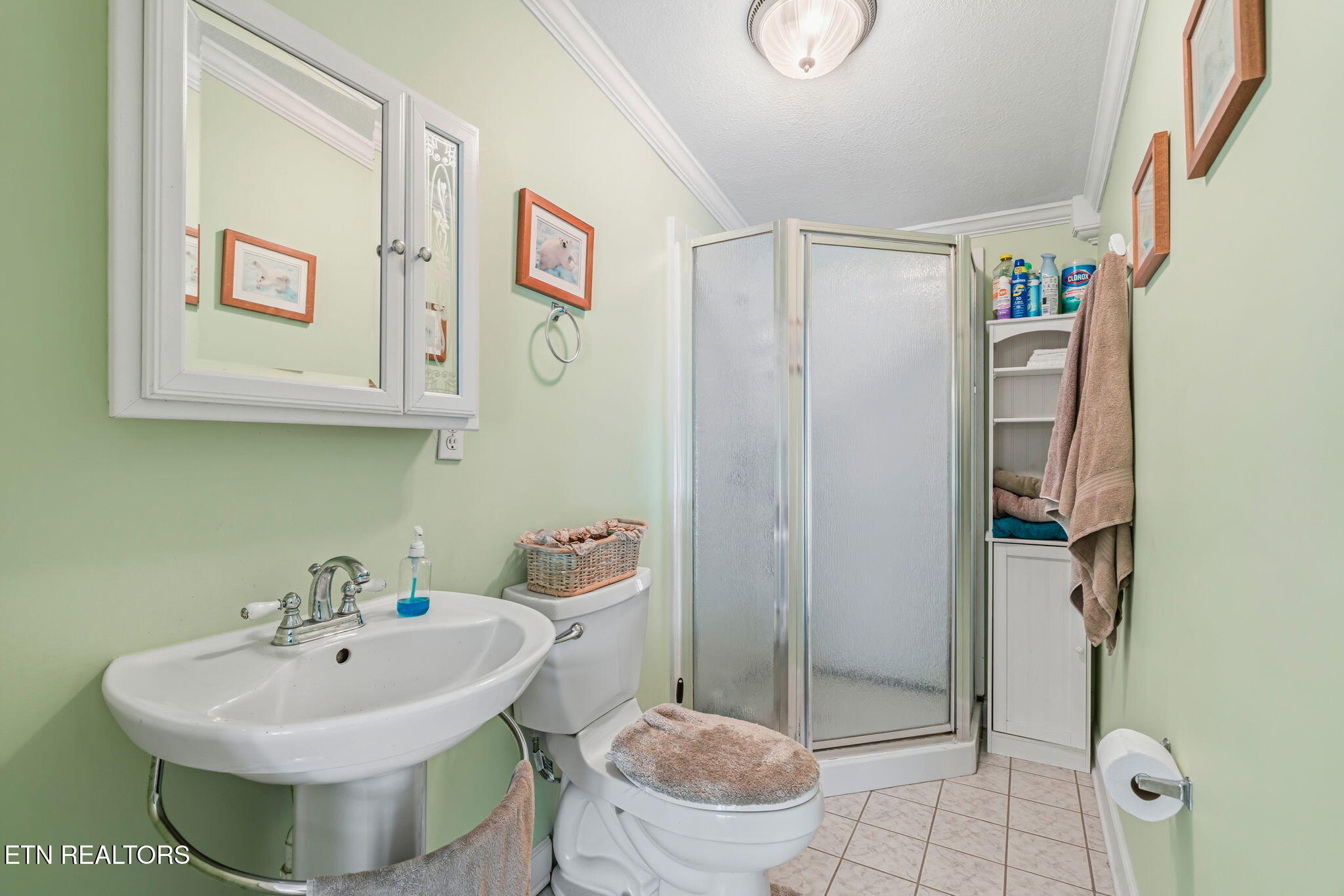 136 Holber Road Harriman TN 37748