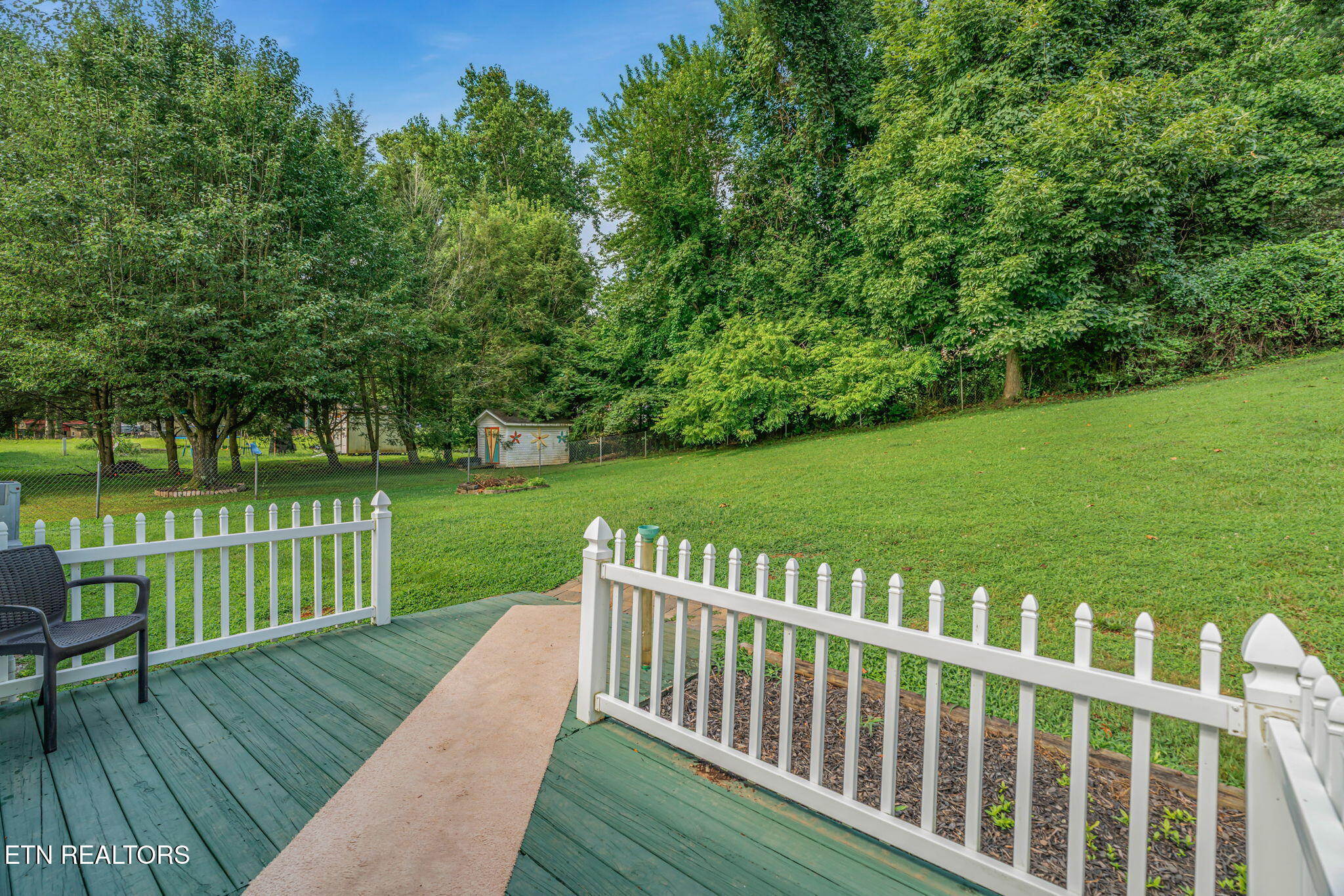 136 Holber Road Harriman TN 37748