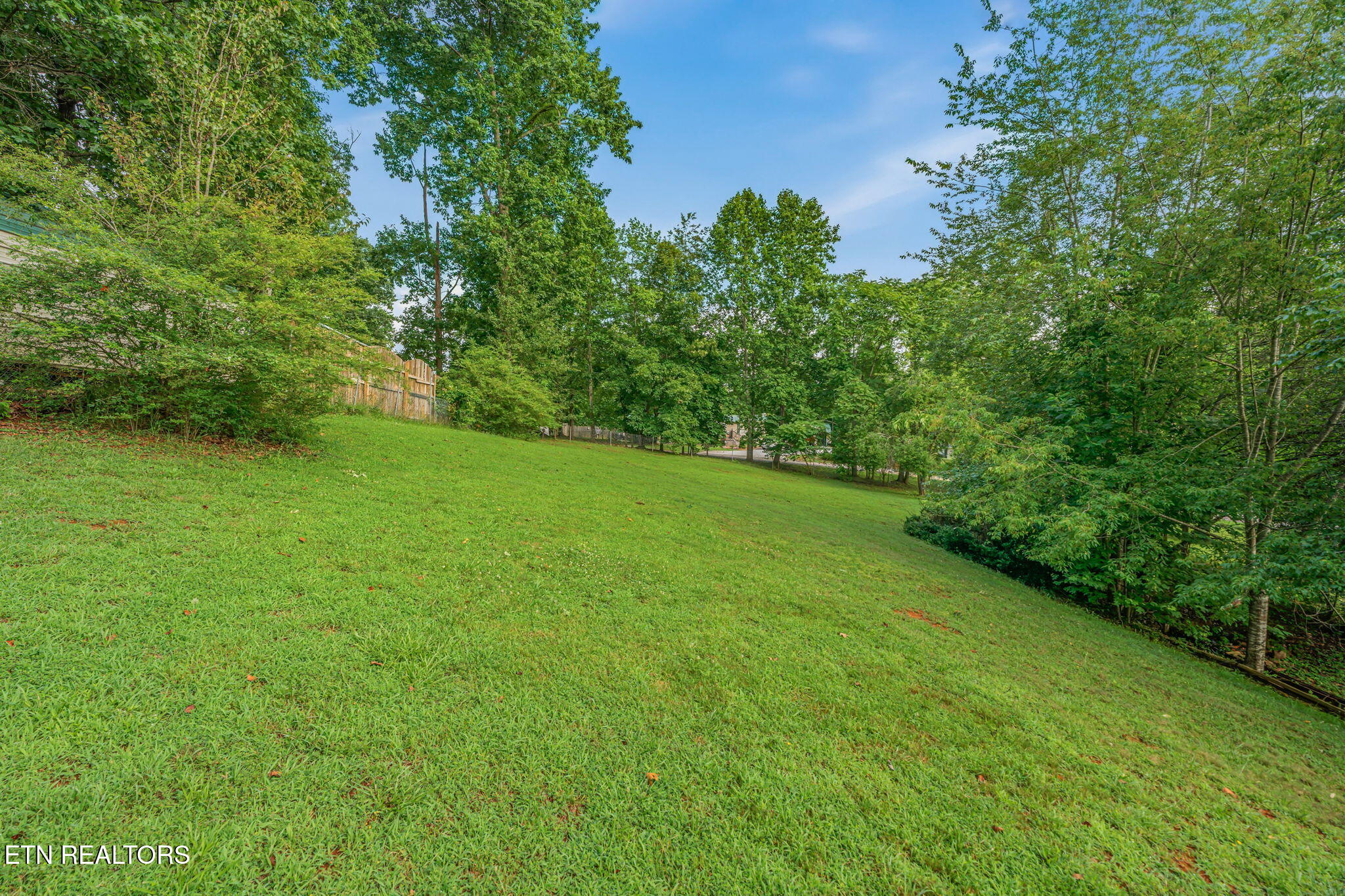 136 Holber Road Harriman TN 37748