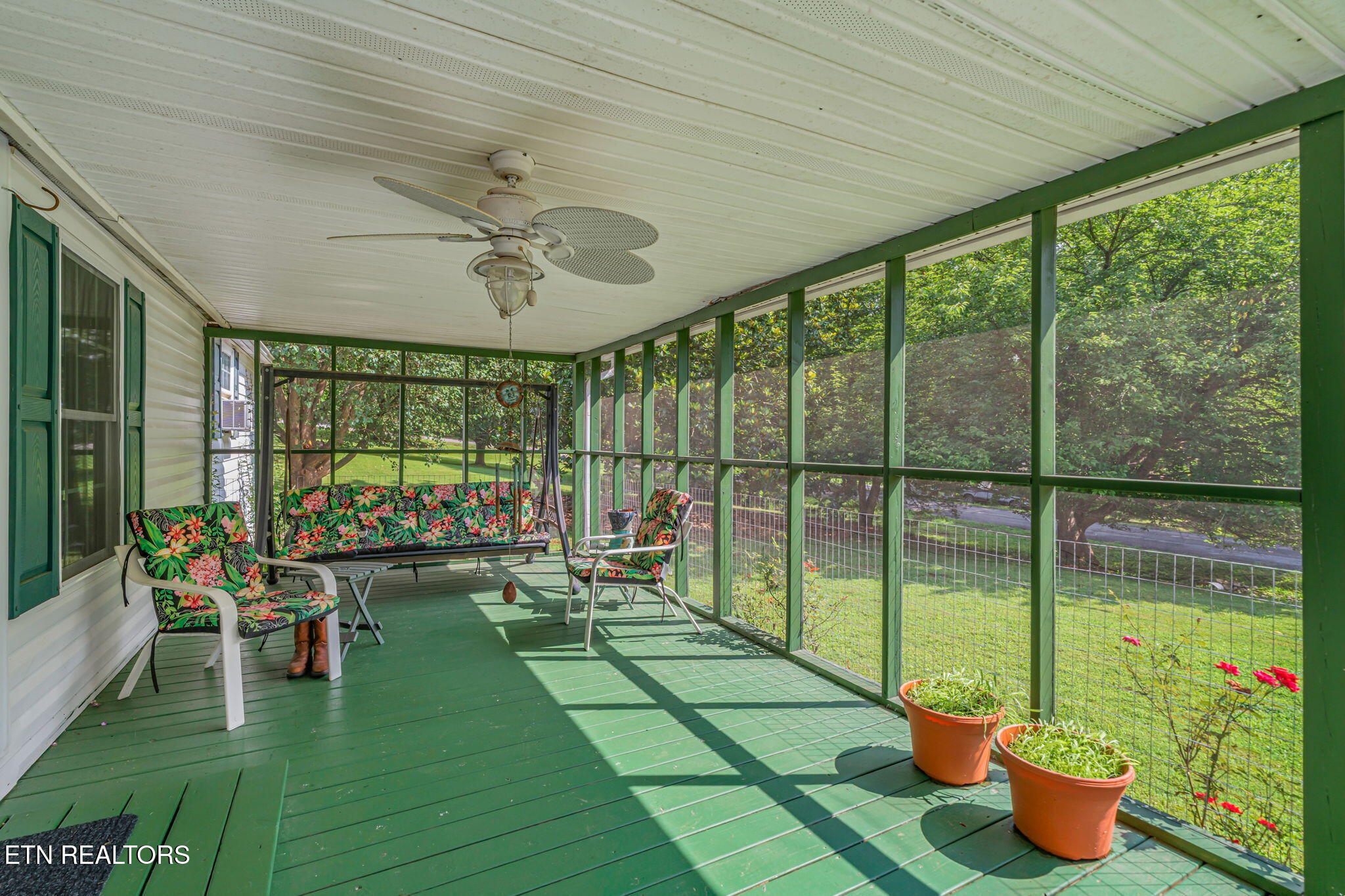 136 Holber Road Harriman TN 37748