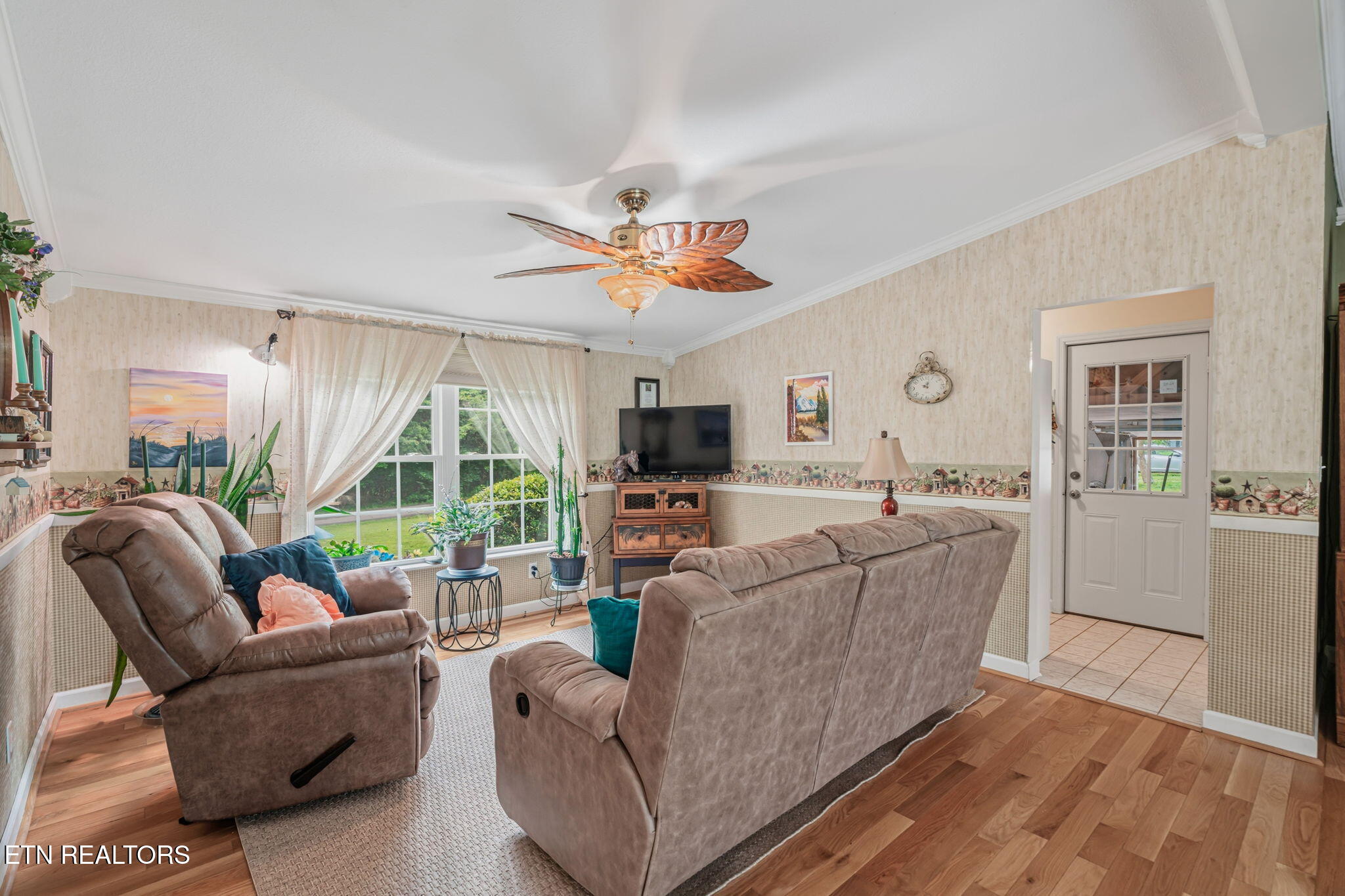 136 Holber Road Harriman TN 37748