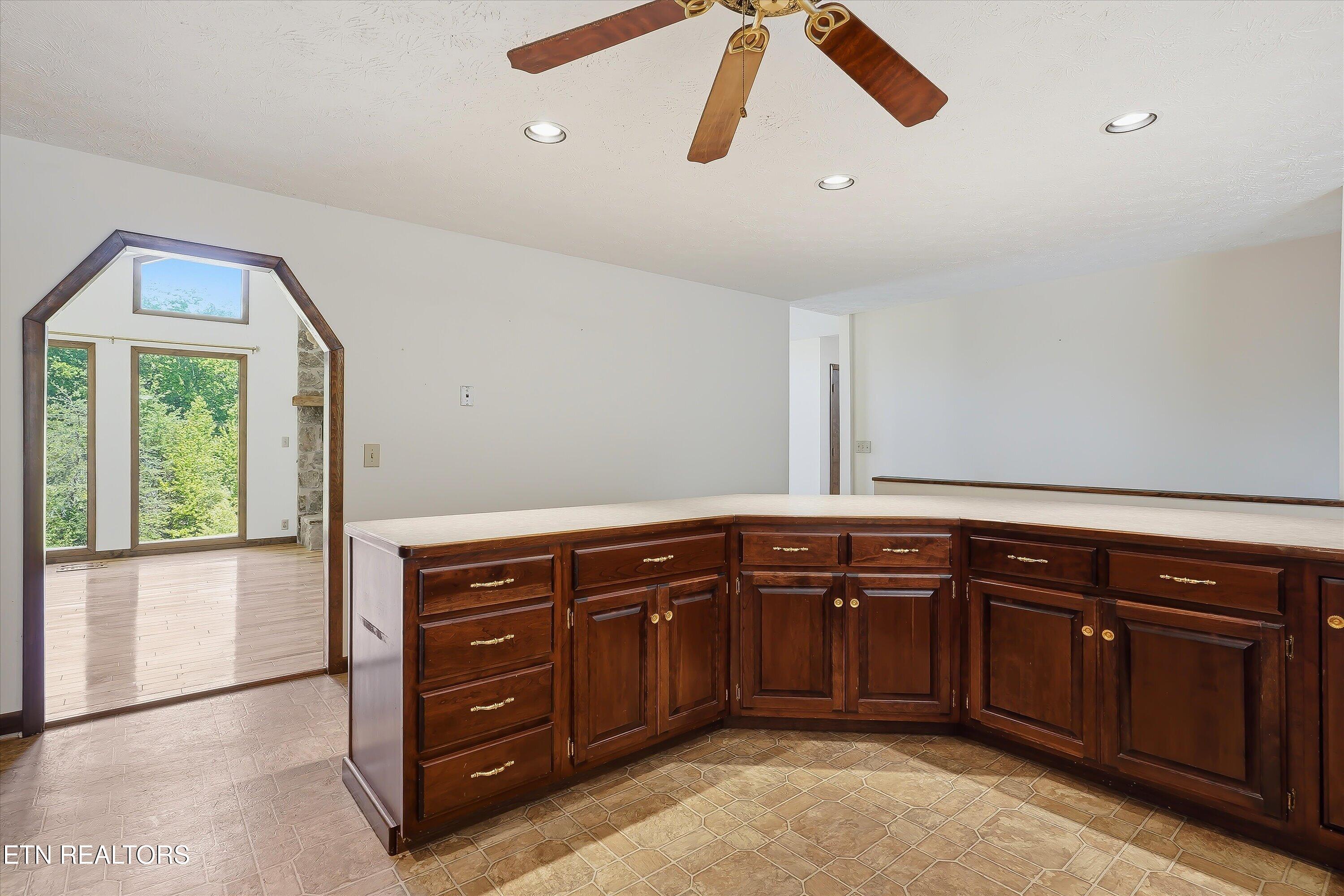 123 Dug Ridge Road Kingston TN 37763