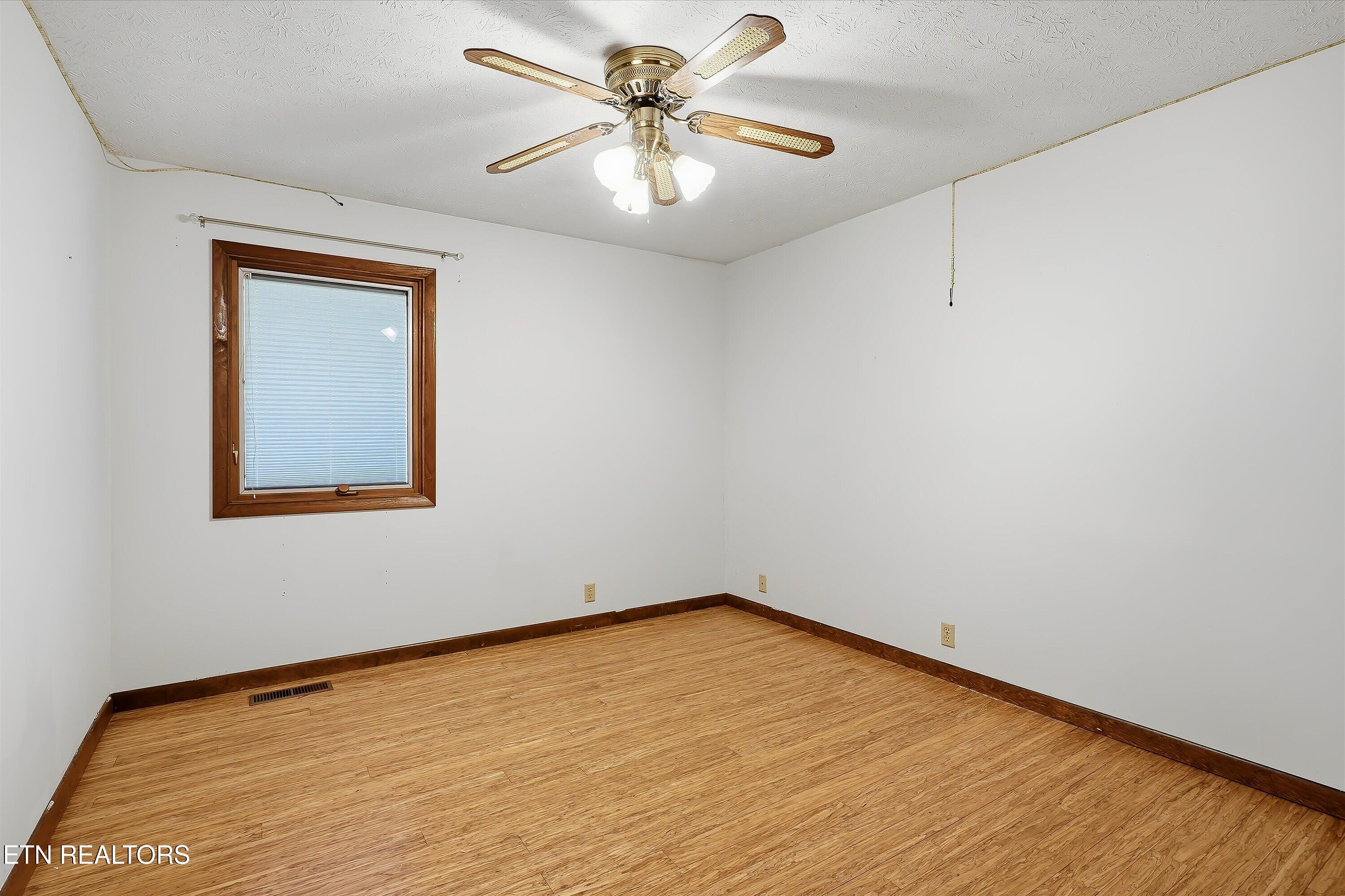 123 Dug Ridge Road Kingston TN 37763