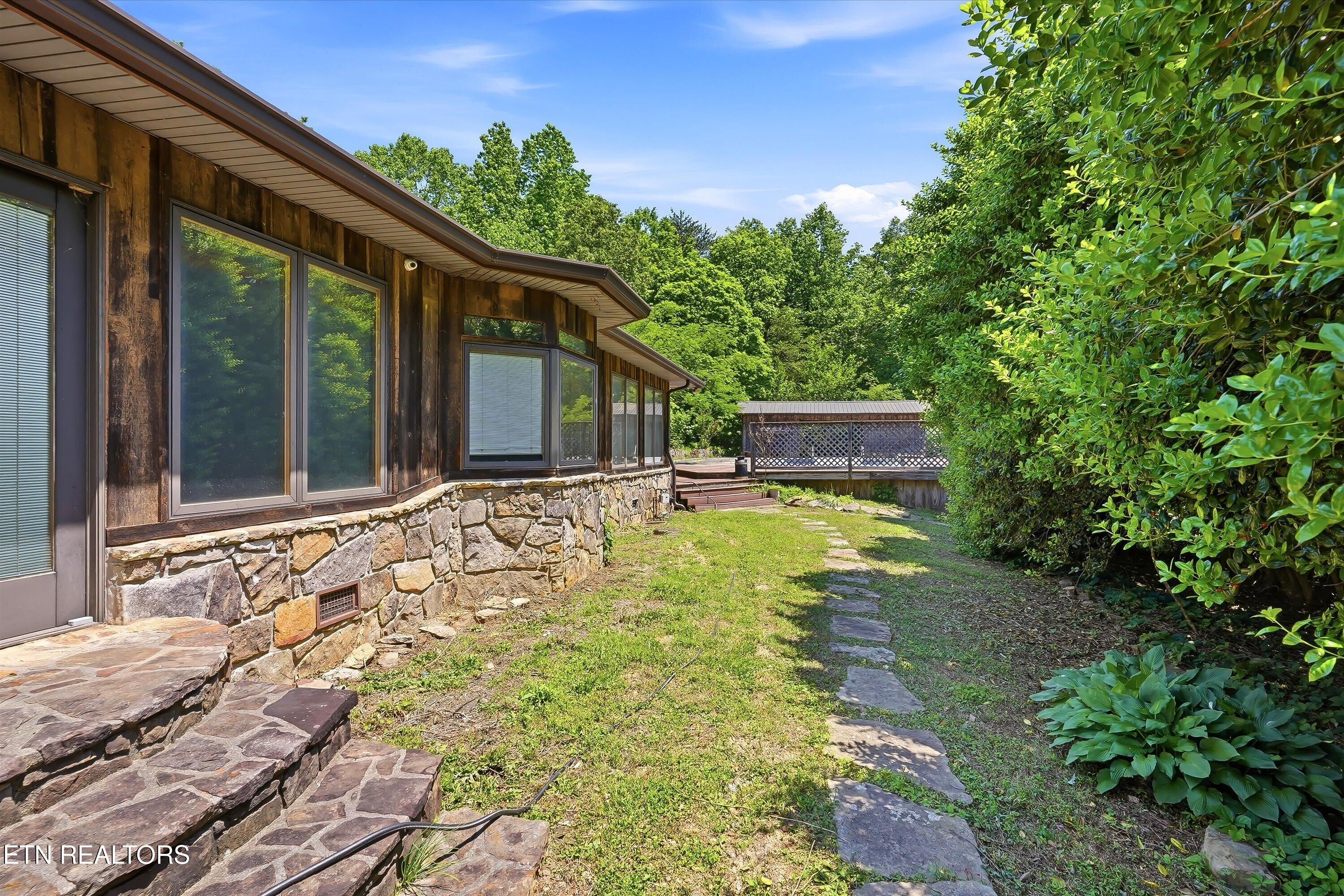 123 Dug Ridge Road Kingston TN 37763
