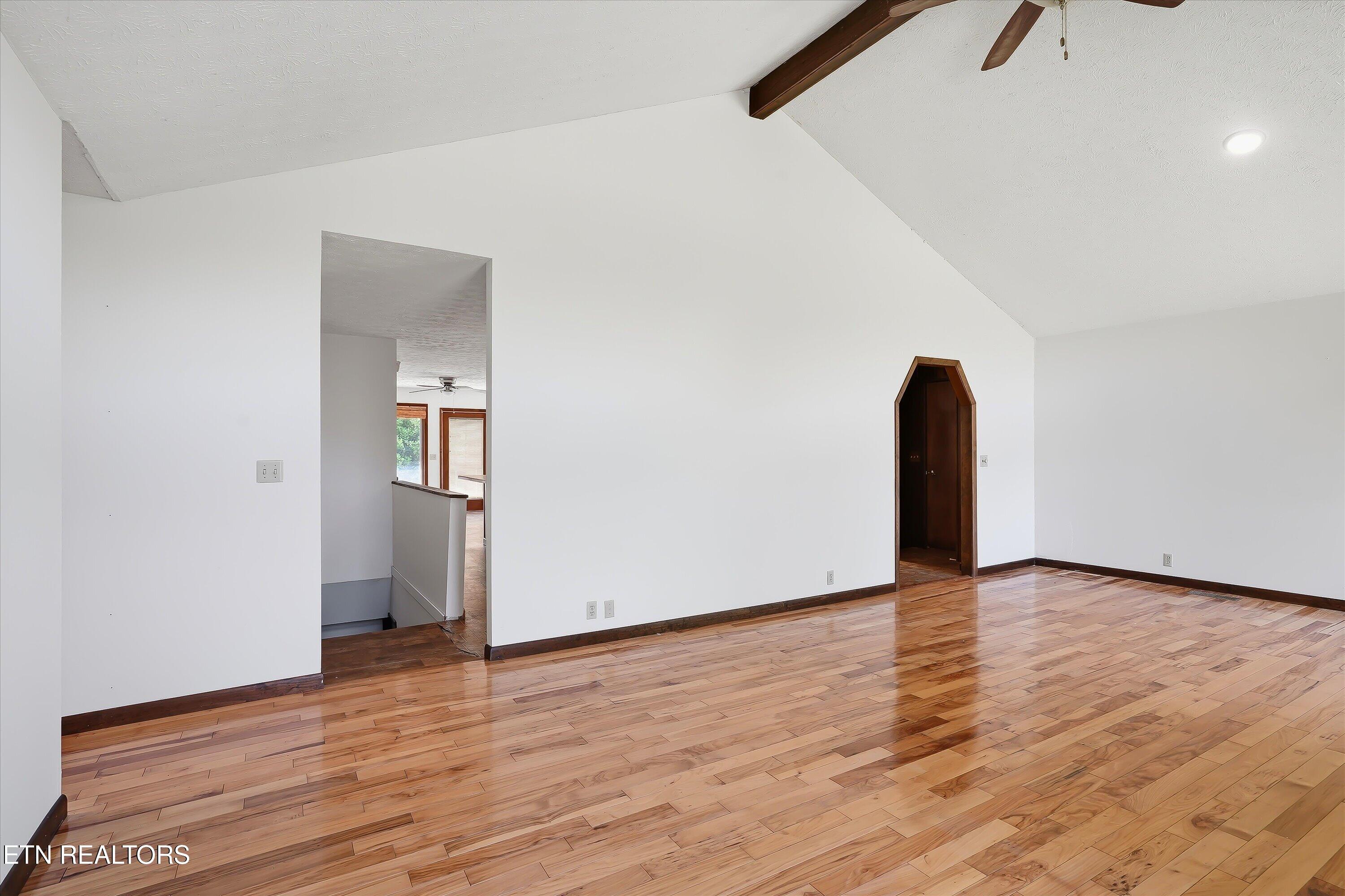 123 Dug Ridge Road Kingston TN 37763