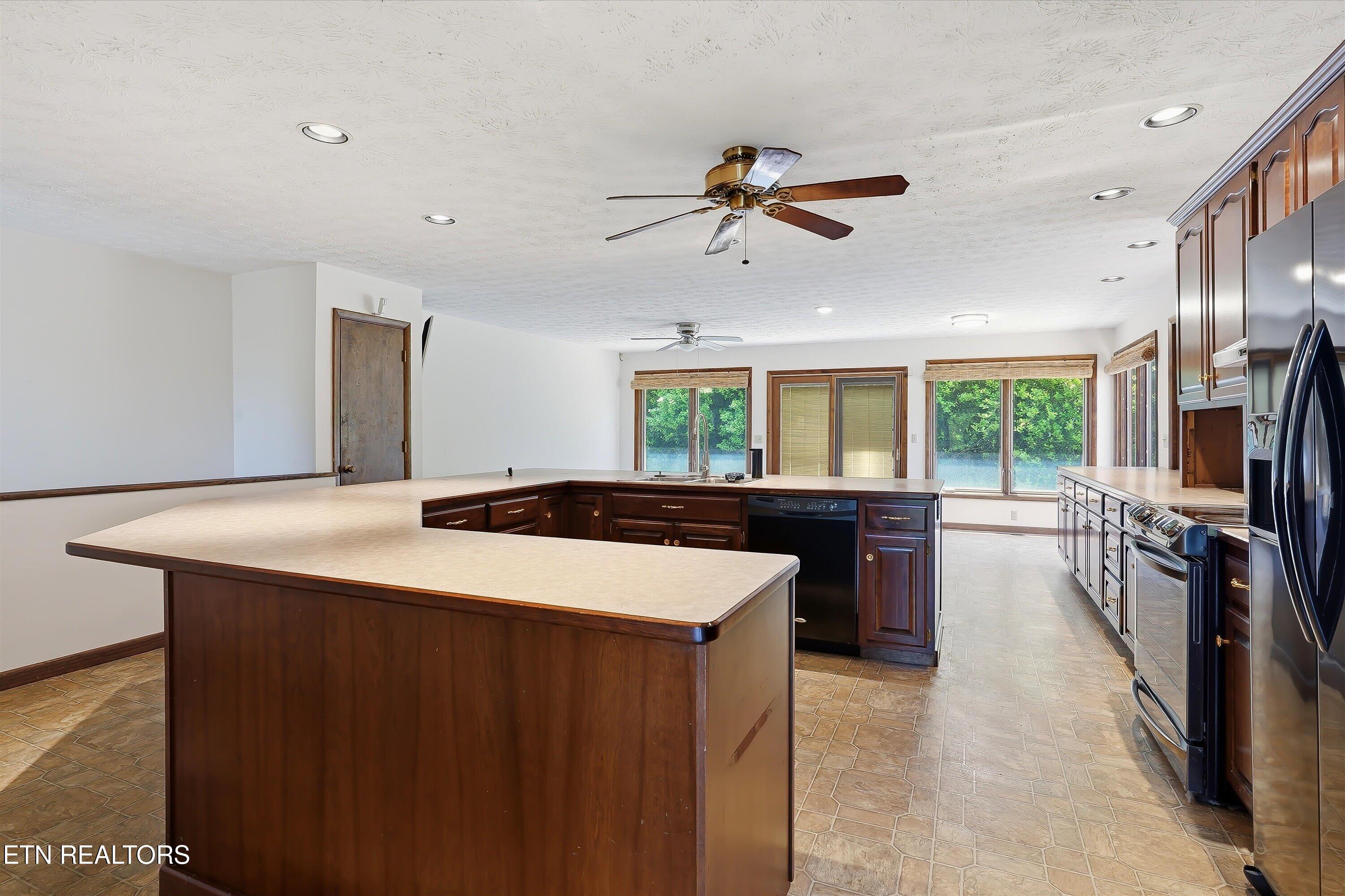 123 Dug Ridge Road Kingston TN 37763