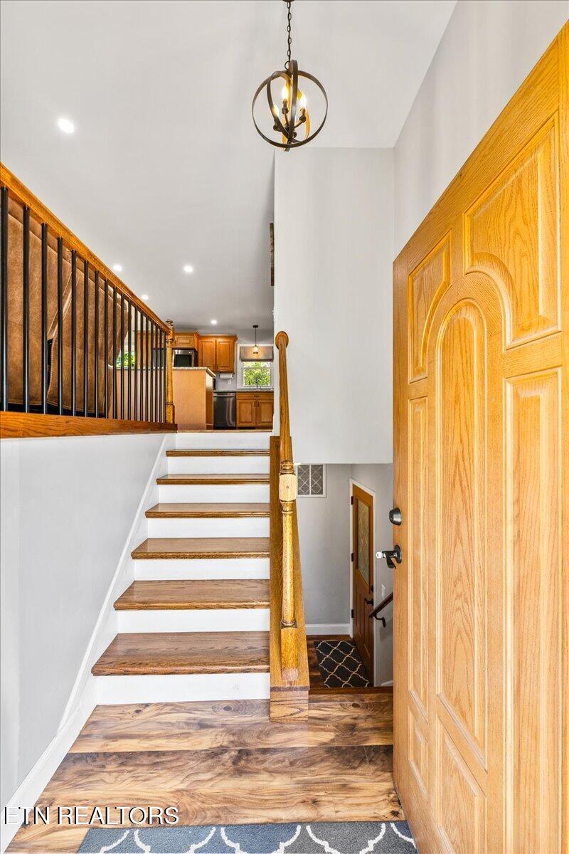 230 Mack Gamble Lane Jacksboro TN 37757