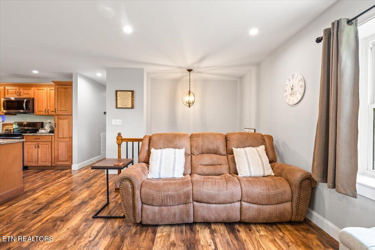 230 Mack Gamble Lane Jacksboro TN 37757