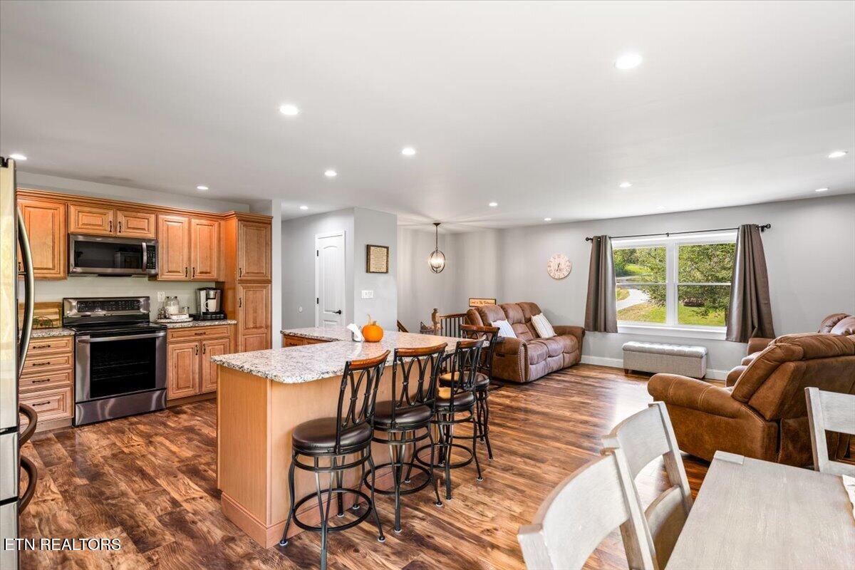230 Mack Gamble Lane Jacksboro TN 37757