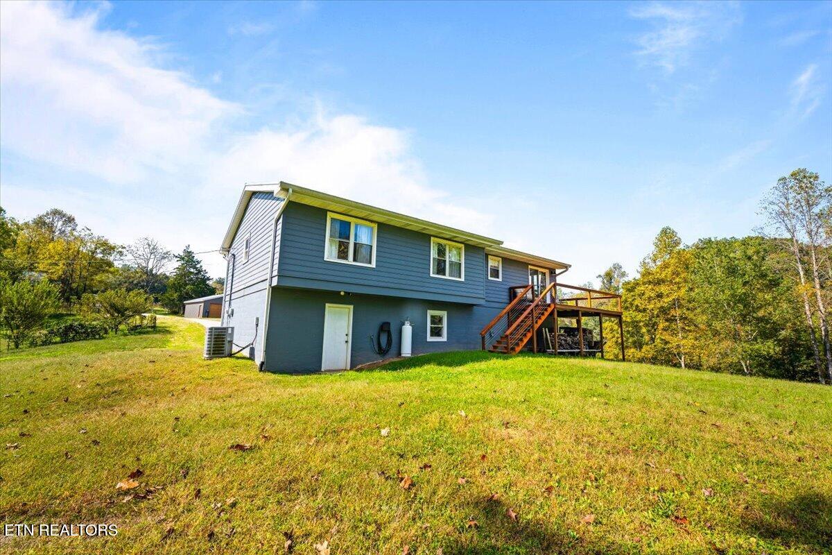 230 Mack Gamble Lane Jacksboro TN 37757