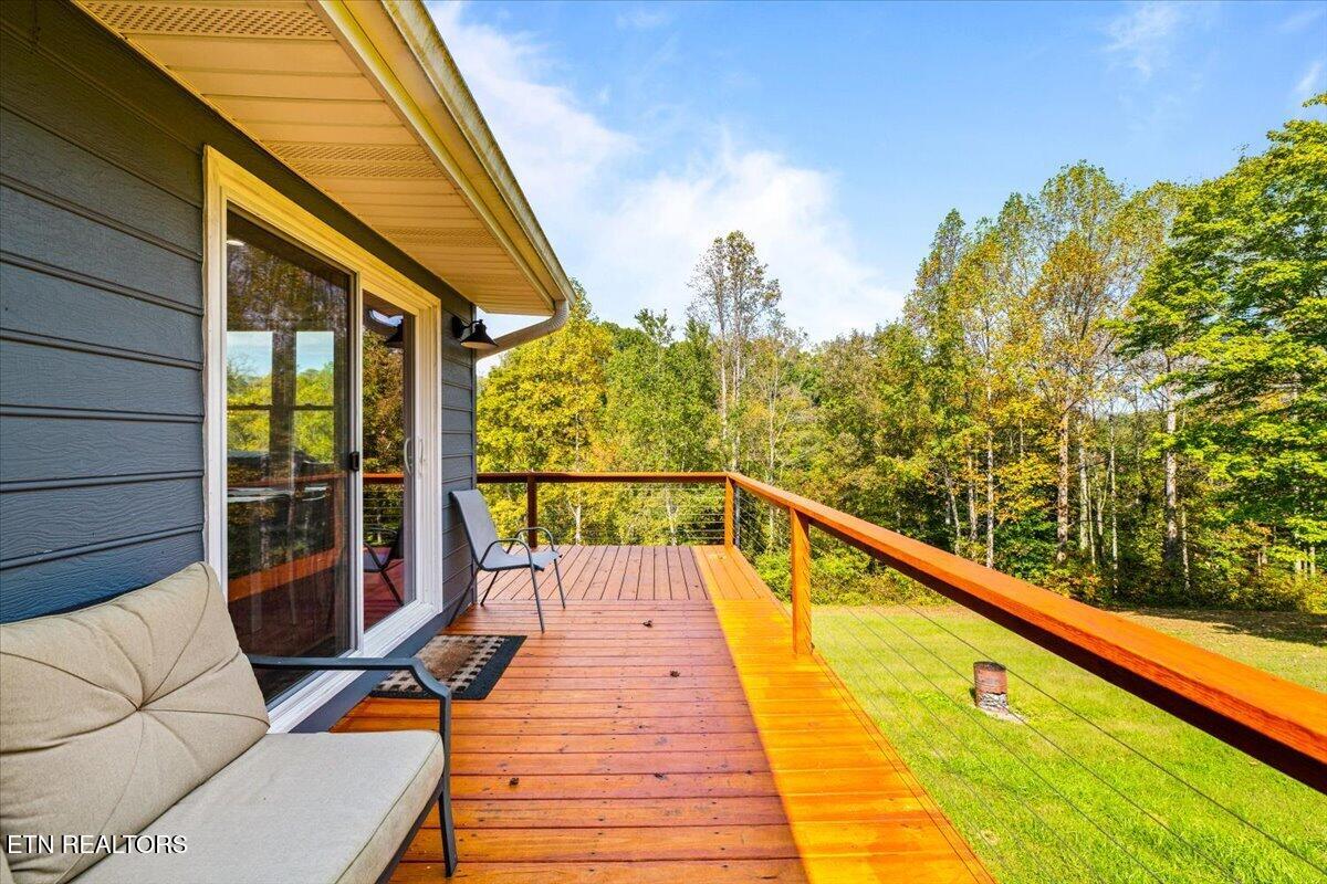 230 Mack Gamble Lane Jacksboro TN 37757