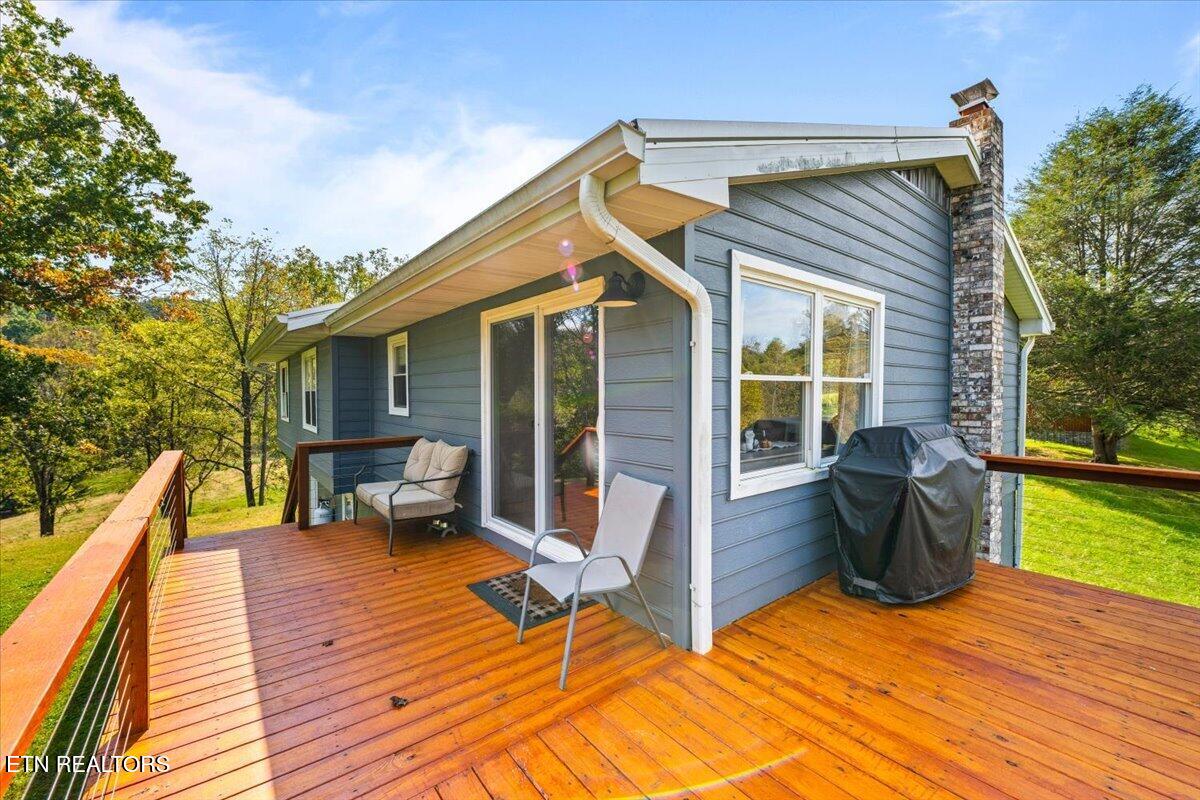 230 Mack Gamble Lane Jacksboro TN 37757