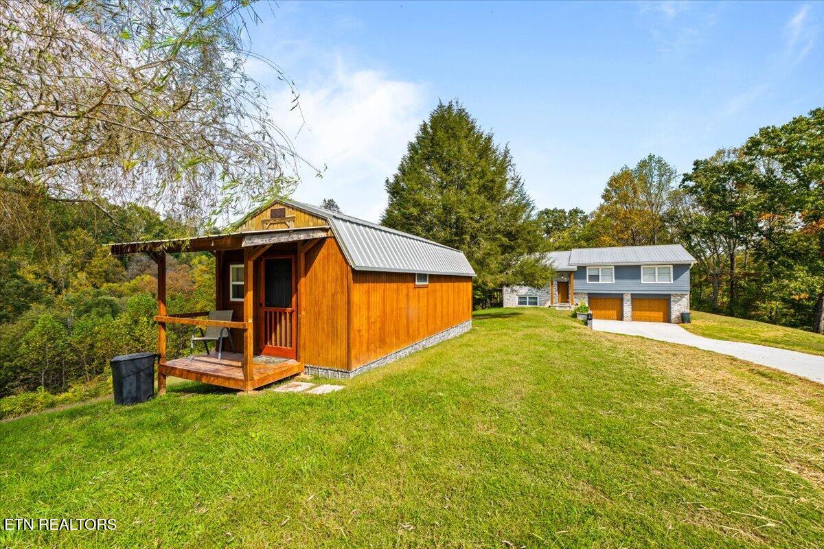 230 Mack Gamble Lane Jacksboro TN 37757