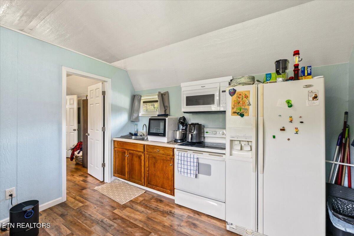 230 Mack Gamble Lane Jacksboro TN 37757