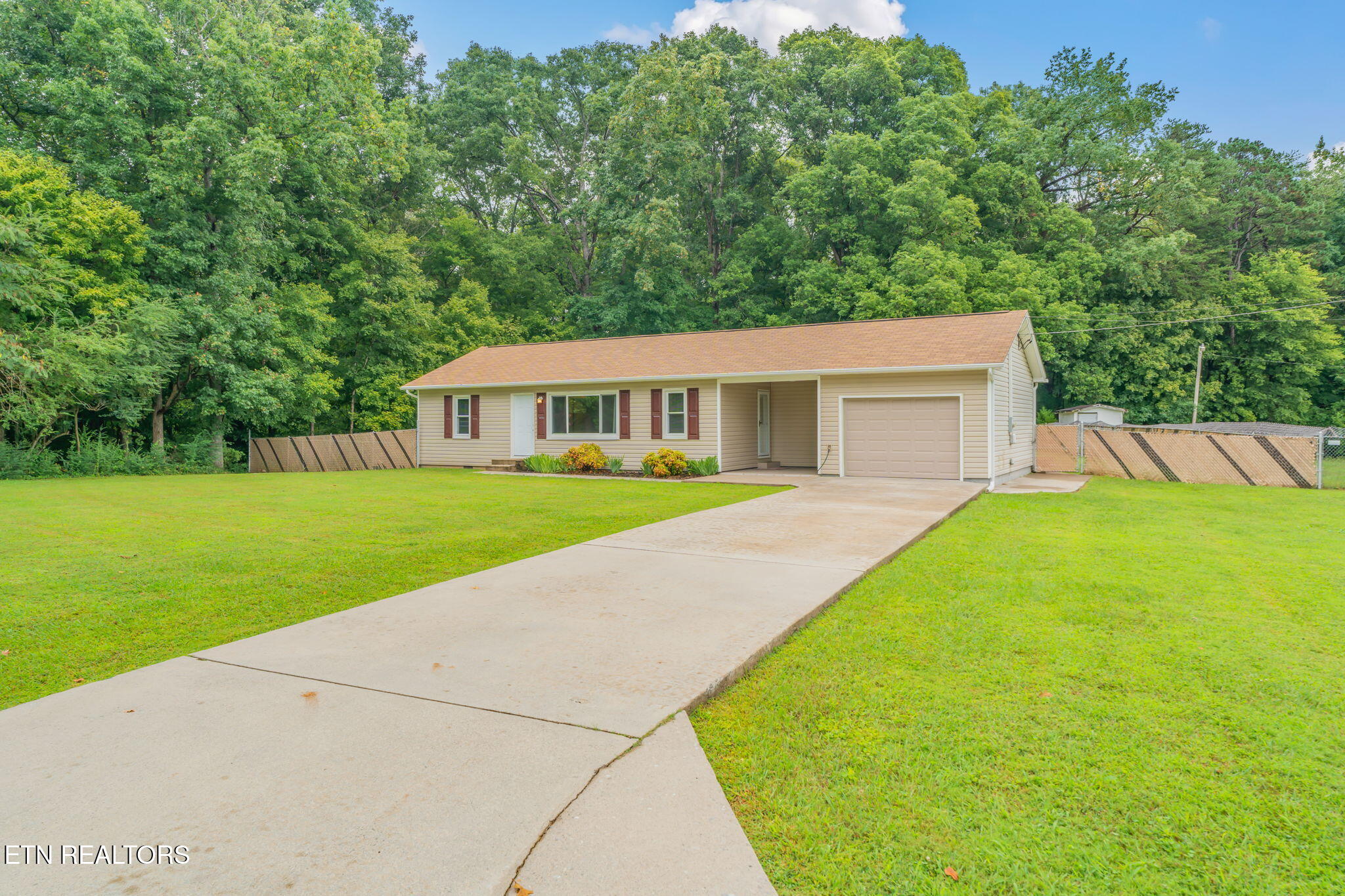 8300 Burchfield Drive Oak Ridge TN 37830