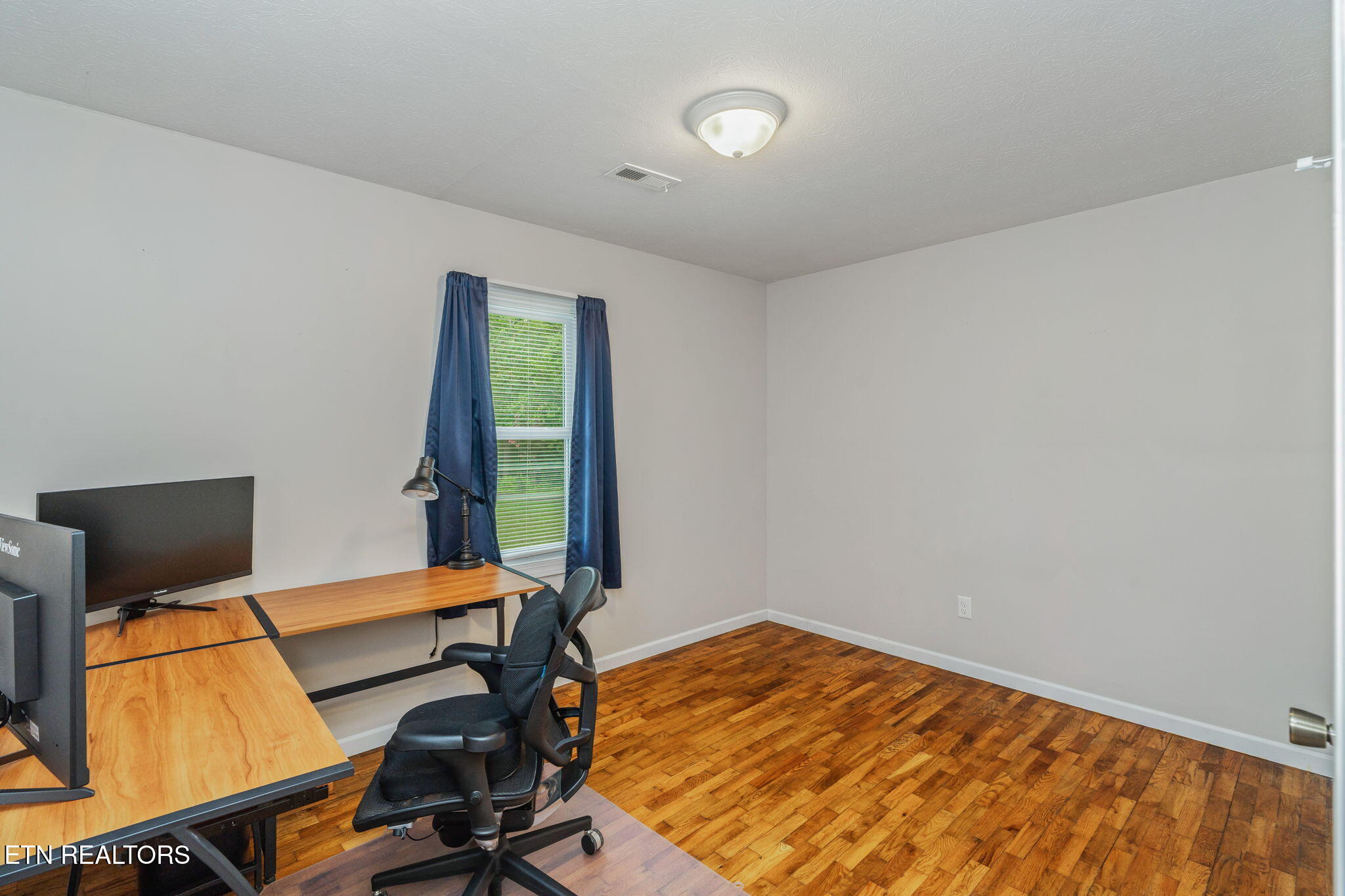 8300 Burchfield Drive Oak Ridge TN 37830